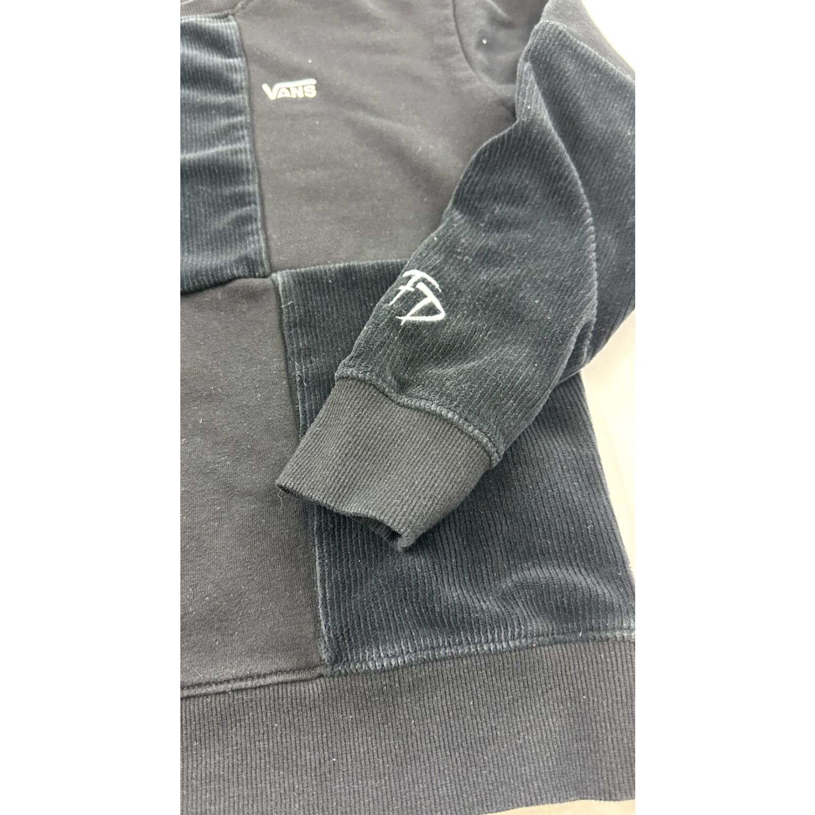 Vans VANS Sweatshirt Men Small Black Corduroy Fleece Lined Long Sleeve Crew Neck Fall Winter Outdoor Streetwear Size US S / EU 44-46 / 1 - 3 Thumbnail