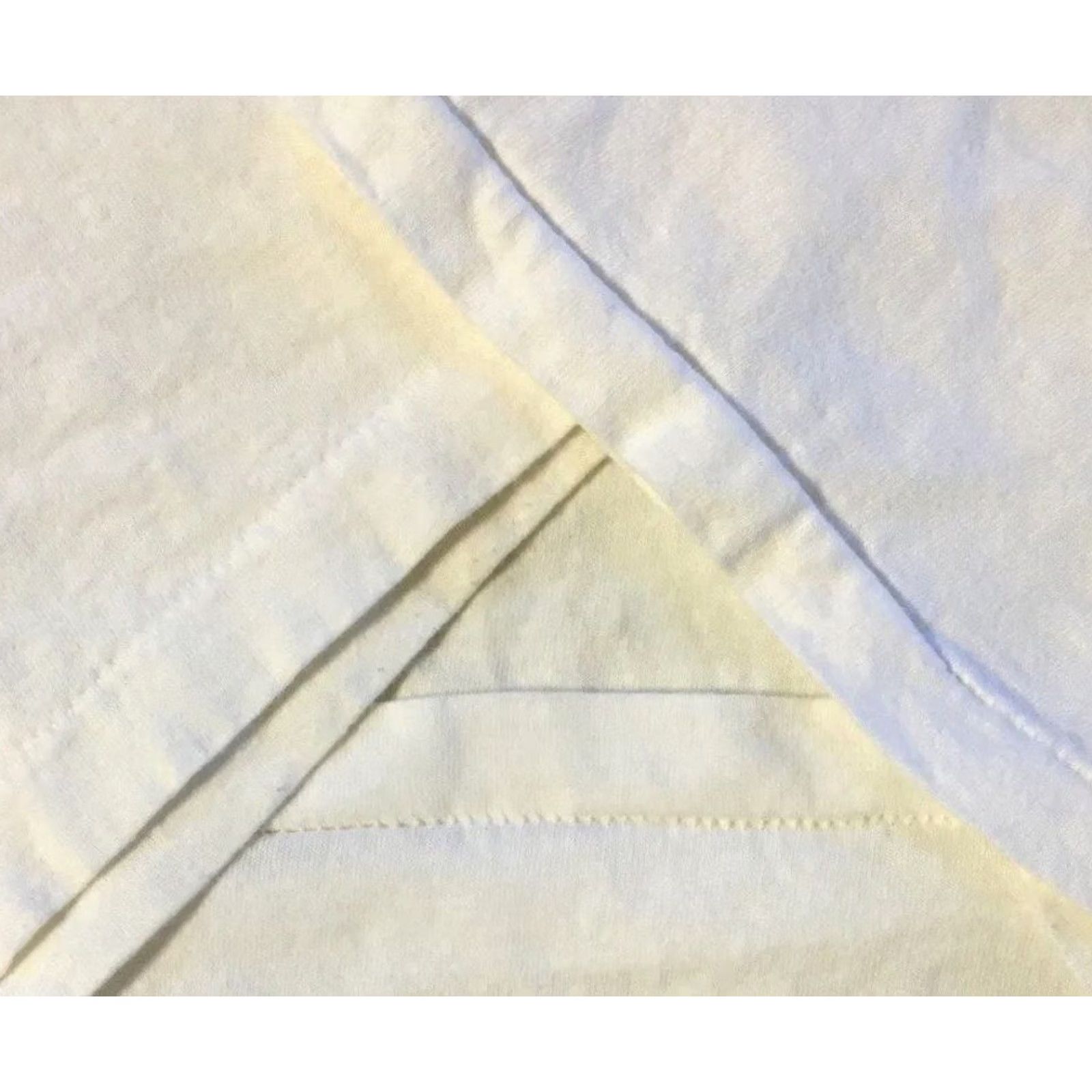 Hanes VINTAGE Hanes Shirt L White 90s Grunge Biker Punk Skate Surf Trucker Track PE 80s 90s Mens Shirt Size US L / EU 52-54 / 3 - 3 Thumbnail