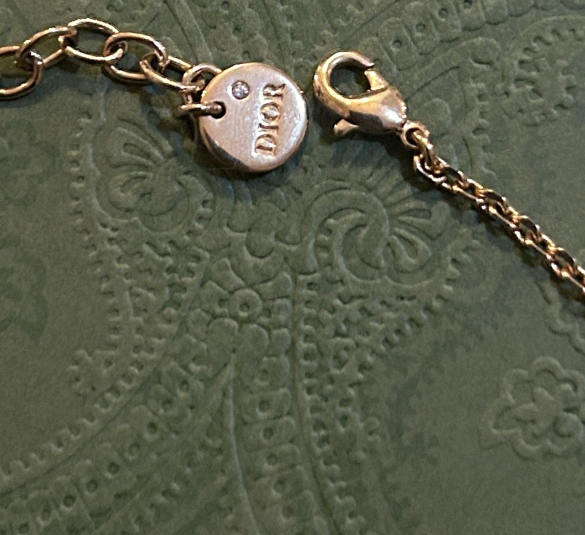Dior Dior PETIT CD NECKLACE Gold-Finish Metal and Iridescent Size ONE SIZE - 5 Thumbnail