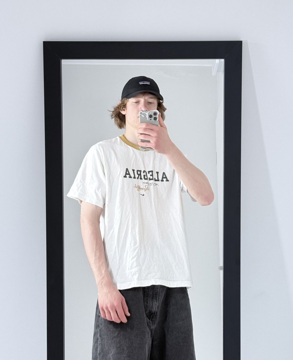 Nike Vintage Nike Y2K avantgarde streetwear oversize T-shirt Size US XL / EU 56 / 4 - 3 Thumbnail