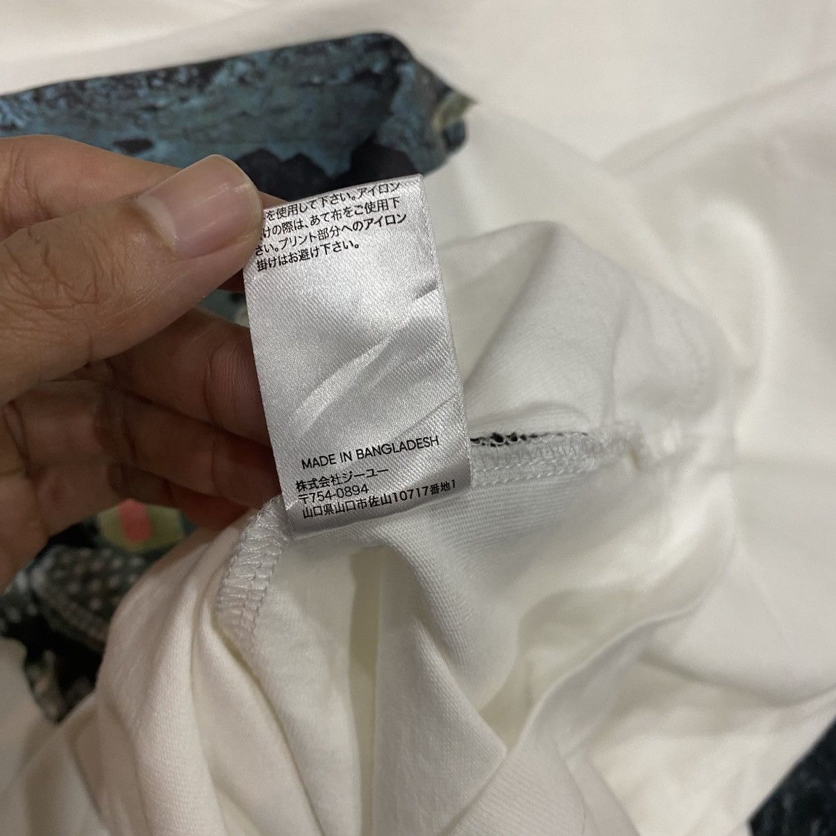 GU × Undercover Undercover x GU Jun Takahashi Collaboration Graphic Tee Size US M / EU 48-50 / 2 - 9 Thumbnail