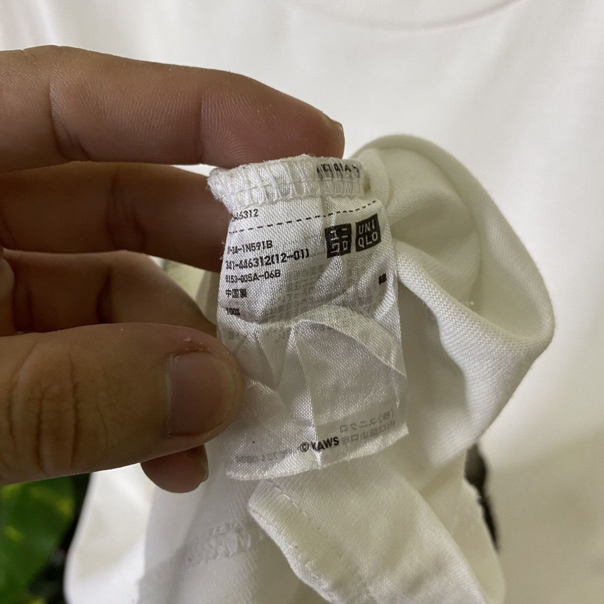 Kaws Uniqlo x Kaws Tokyo First Streetwear Collaboration Tshirt Size US L / EU 52-54 / 3 - 5 Thumbnail