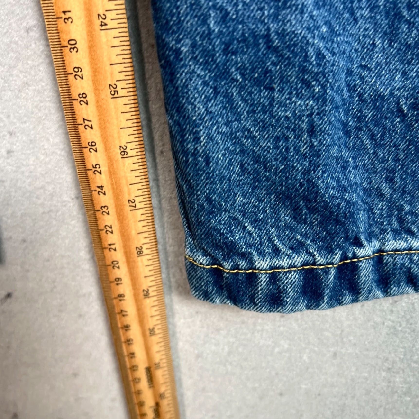 Everlane Everlane The Cinched Utility Jean High-Waist Tapered Fit Blue Denim Size 29 Womens Jeans 5-Pocket 30 Inseam 90s Theme Vintage No Size 30" / US 8 / IT 44 - 7 Thumbnail