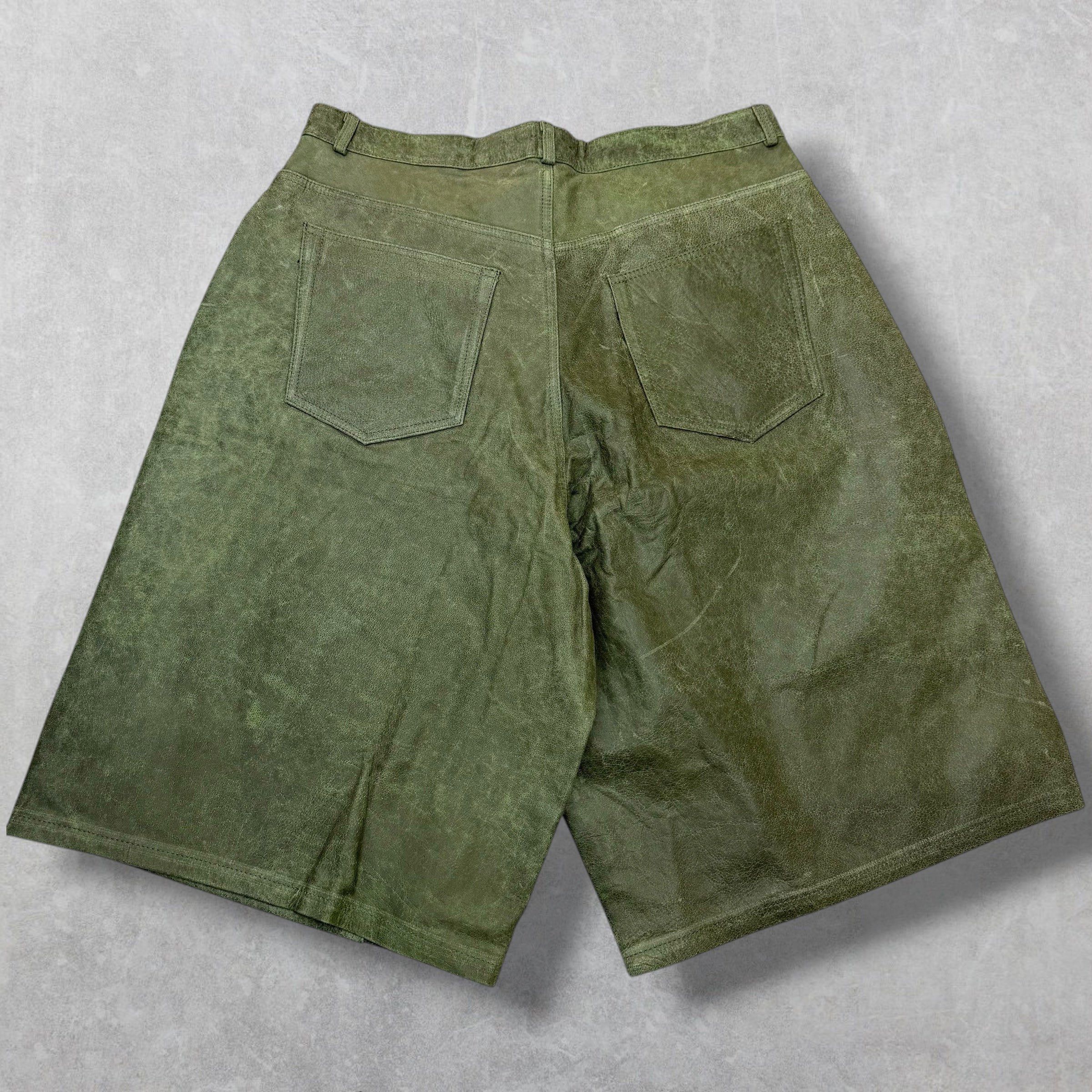 The GV Gallery GV Gallery Raspberry Hills Jade Leather Shorts L Size US 34 / EU 50 - 2 Thumbnail