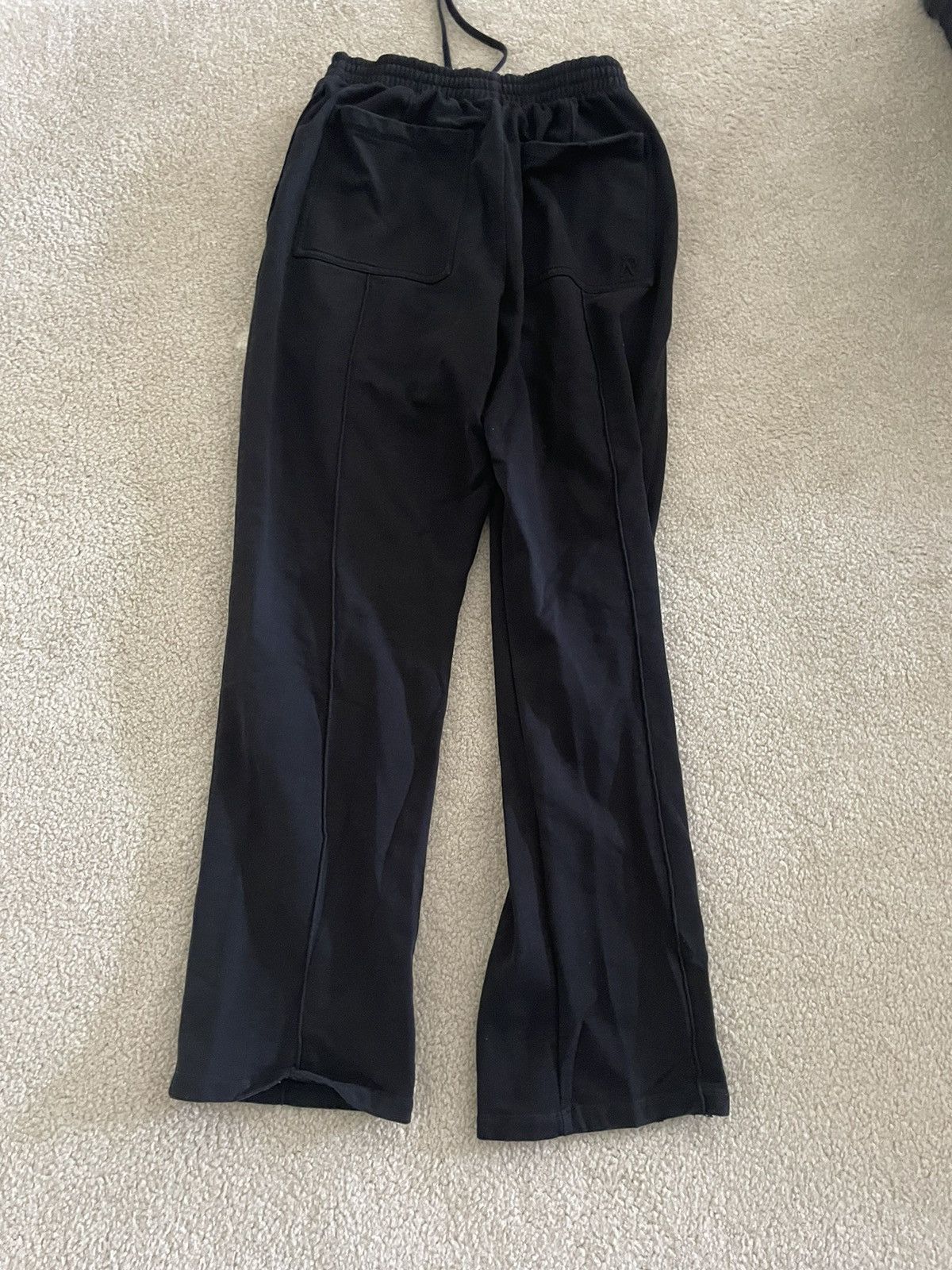 Cole Buxton × Represent Clo. Represent Clo Initial Sweatpants Size US 30 / EU 46 - 2 Thumbnail