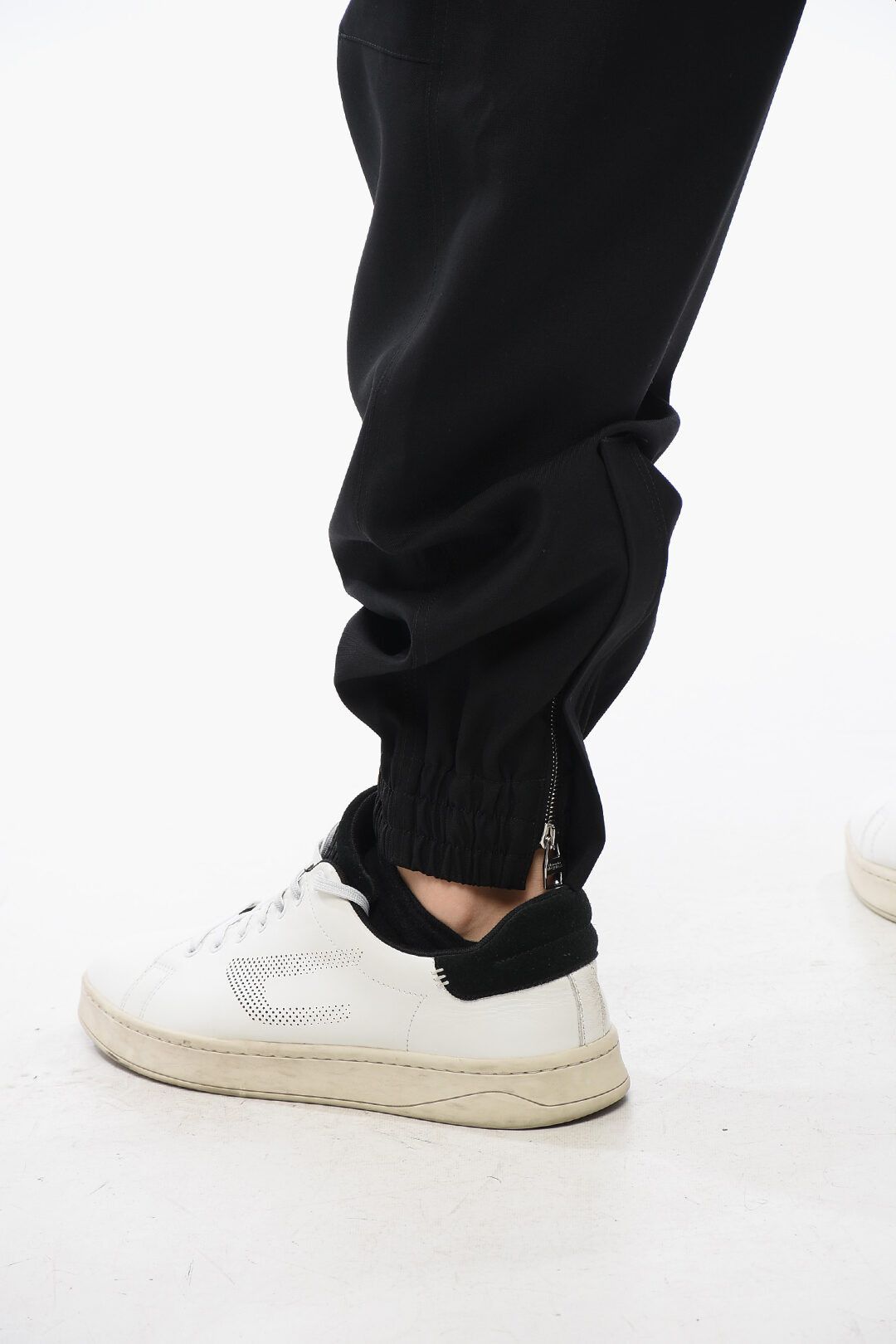 Alexander McQueen og1mm0925 Wool Cuffed Pant in Black Size US 34 / EU 50 - 4 Thumbnail