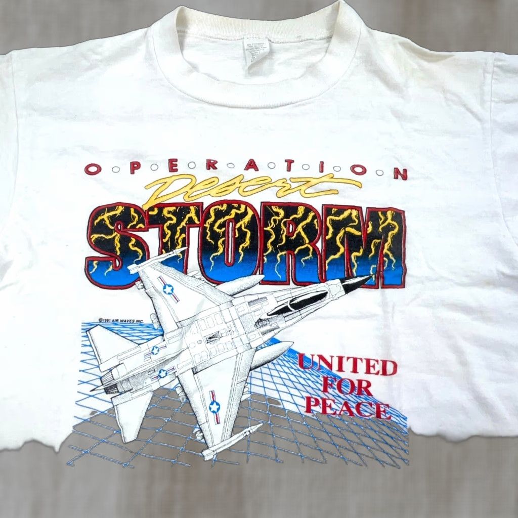 Vintage VINTAGE Desert Storm Shirt Men L White Tee Short Sleeve Crew Neck Graphic Print 90s Grunge USA Stain/Faded Size US L / EU 52-54 / 3 - 1 Thumbnail