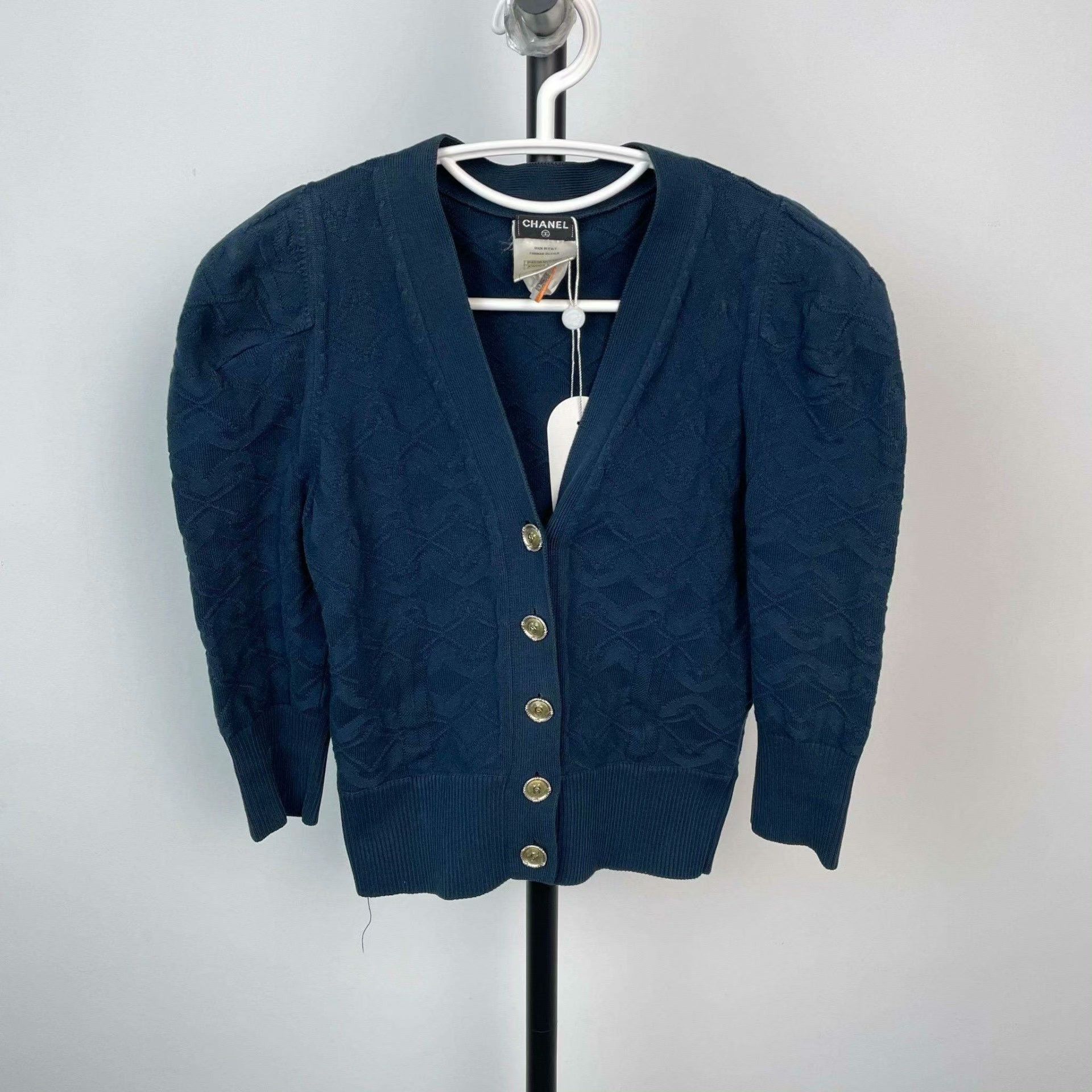 Chanel Chanel Blue Sweater 34 Women Size XS / US 0-2 / IT 36-38 - 1 Thumbnail