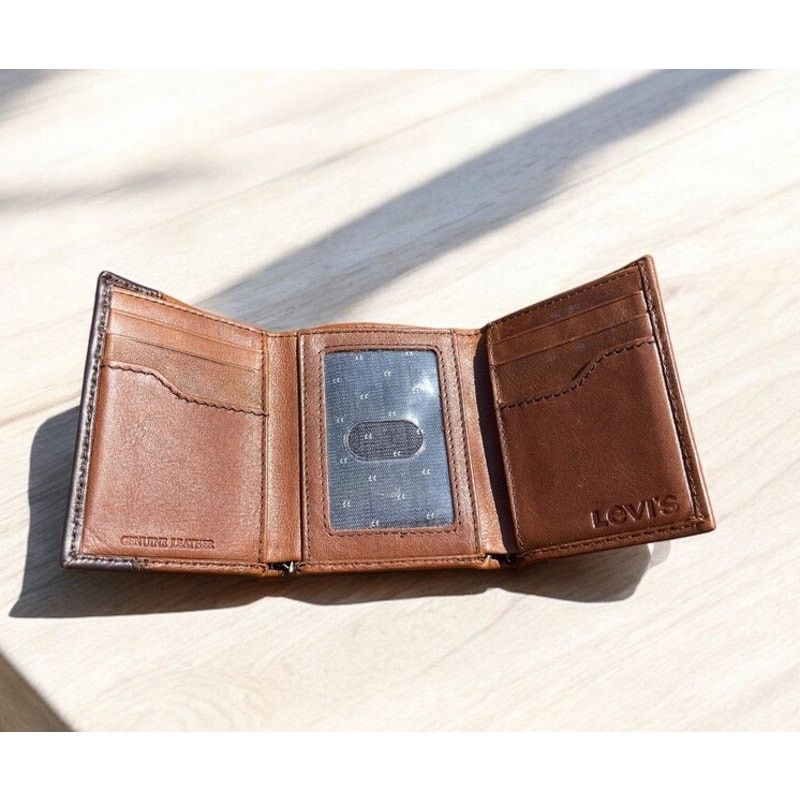 Levi's Men's Brown Levi's Leather 3 tier Wallet Double bill section Size ONE SIZE - 3 Thumbnail