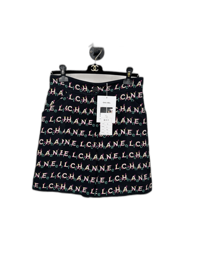 Chanel Chanel Graffiti Print Short Pants Size 37" - 1 Thumbnail