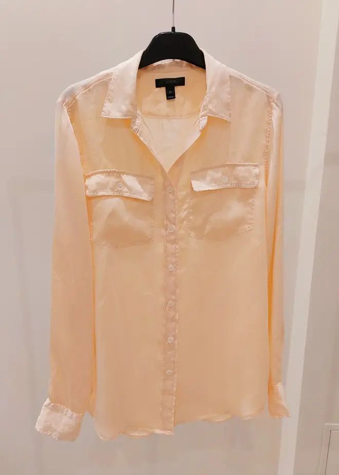 J.Crew 100% silk shirt J.Crew apricot luxury soft unique 80s 90s Size S / US 4 / IT 40 - 1 Thumbnail