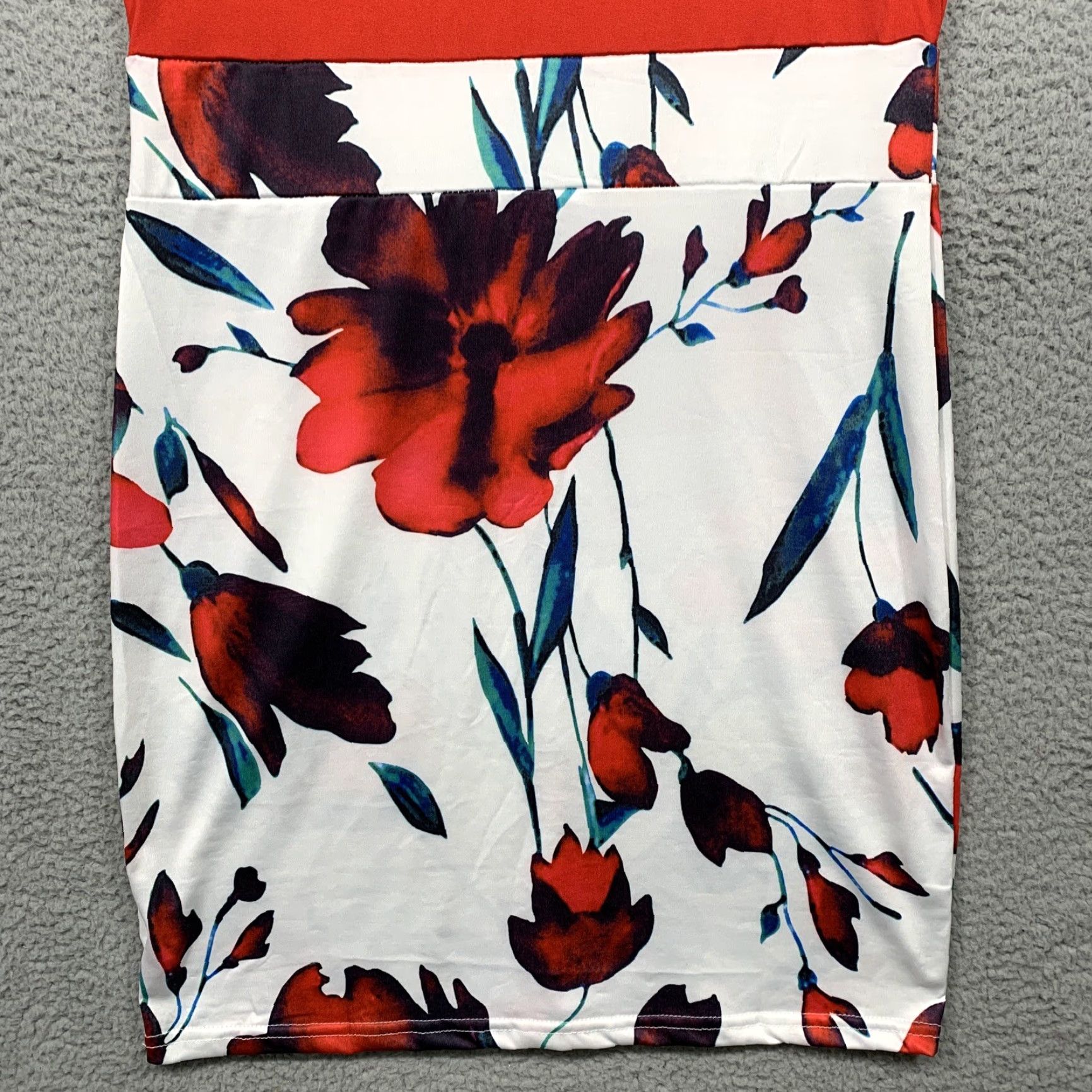 Ikea Womens Dress XL Fits More Like Medium-Large NWOT Knee Length Fit & Flare Short Sleeve Multi-Color Red White Floral Solid Women Size M / US 6-8 / IT 42-44 - 6 Thumbnail