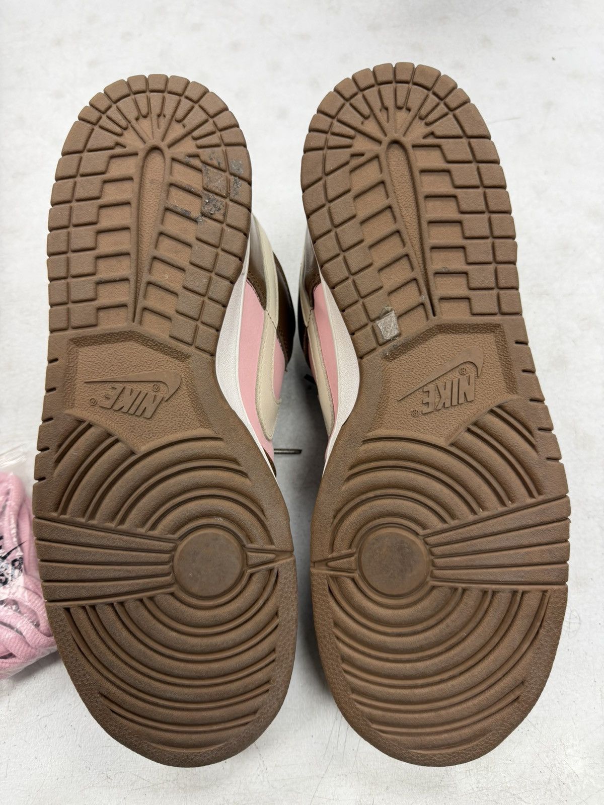 Nike × Stussy Nike SB Dunk Low Stussy Cherry 2005 Size US 11.5 / EU 44-45 - 7 Thumbnail