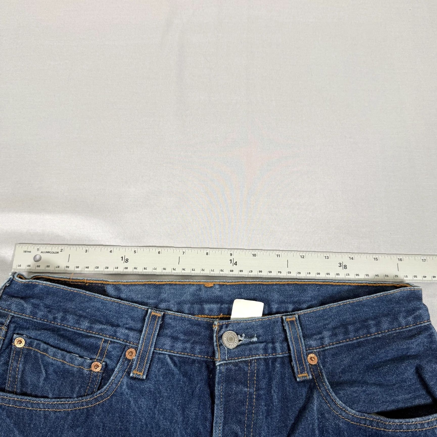 Levi's VINTAGE Levi's Jeans Mens 34x29 Blue 501 Straight Fit Denim Pants Western 90s Size US 34 / EU 50 - 7 Thumbnail