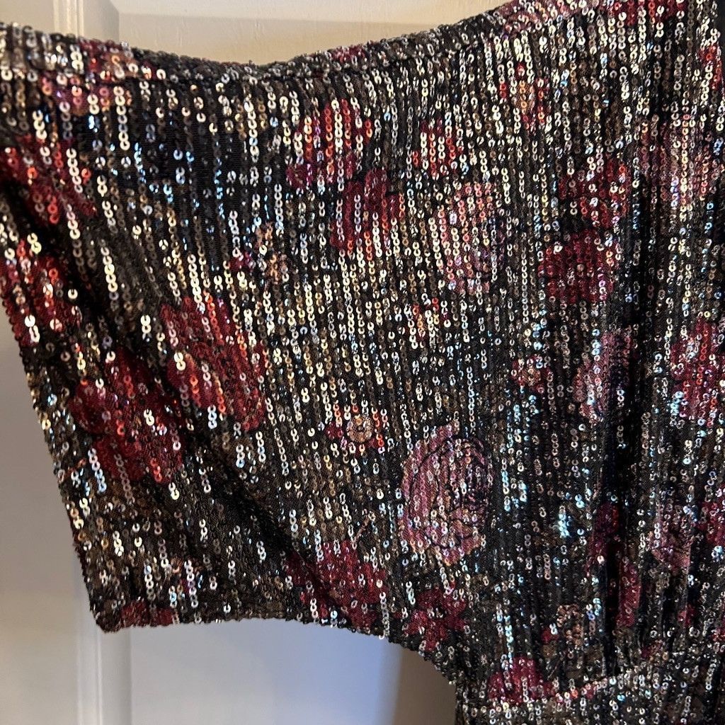 Saltwater Luxe Saltwater Luxe Sequin Floral print maxi Dress S Size S / US 4 / IT 40 - 16 Thumbnail