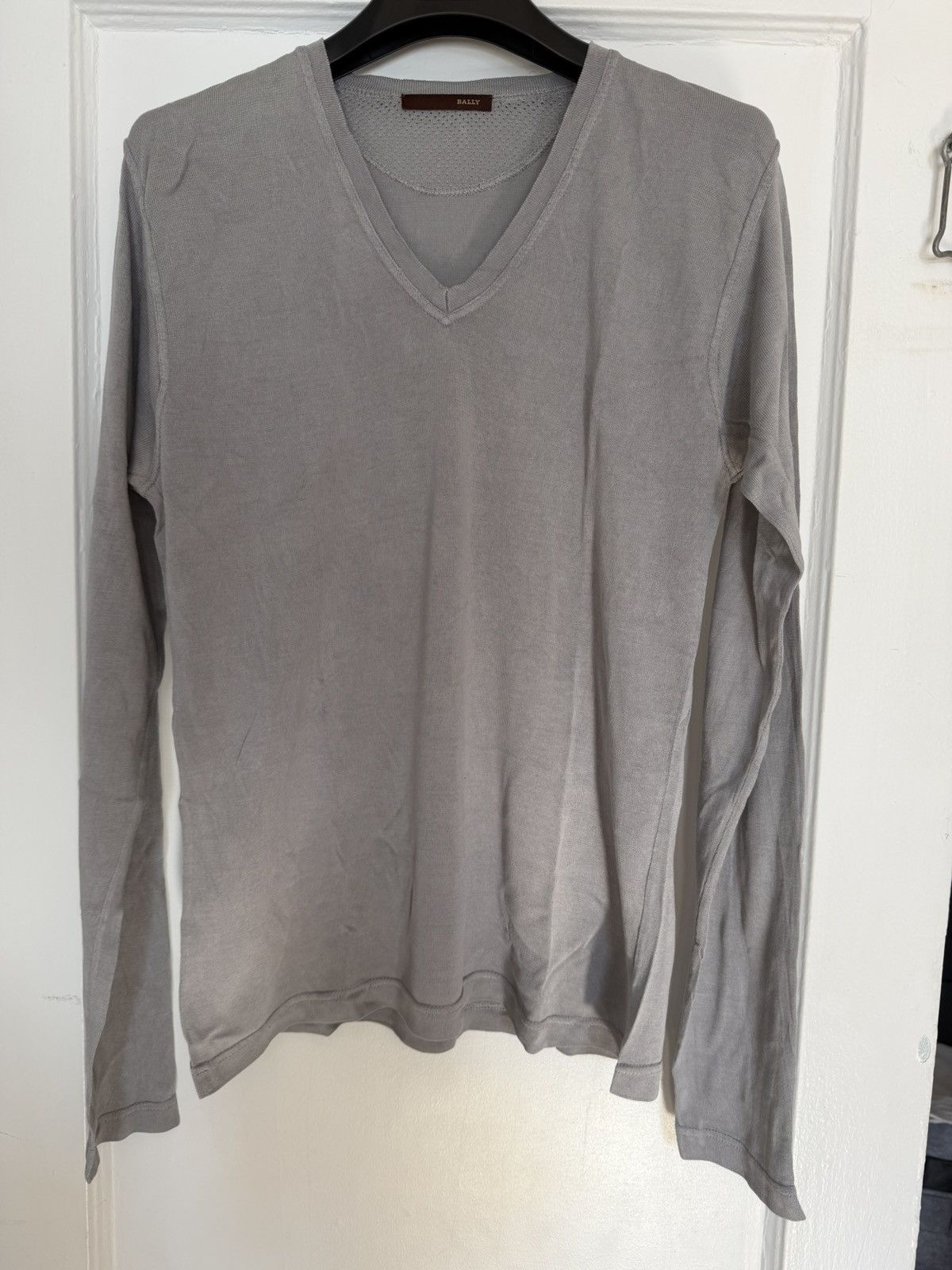 Bally Bally Men's Grey Long Sleeve V-Neck T-shirt Size M Size US M / EU 48-50 / 2 - 1 Thumbnail