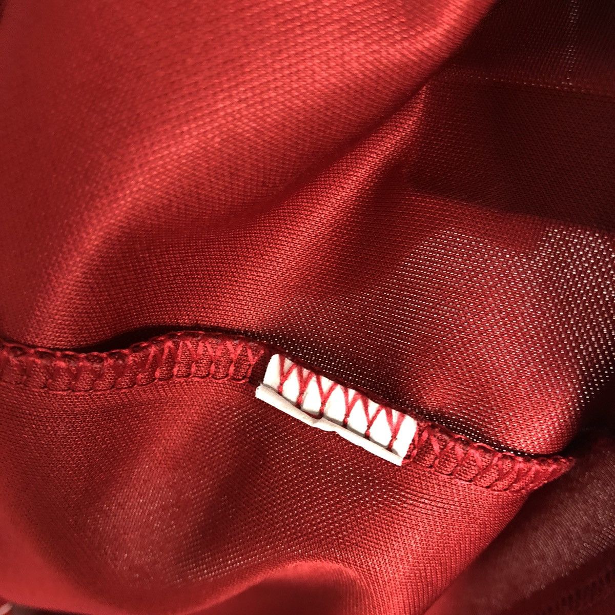 New Balance Liverpool 2019 2020 home soccer jersey Size US M / EU 48-50 / 2 - 7 Thumbnail