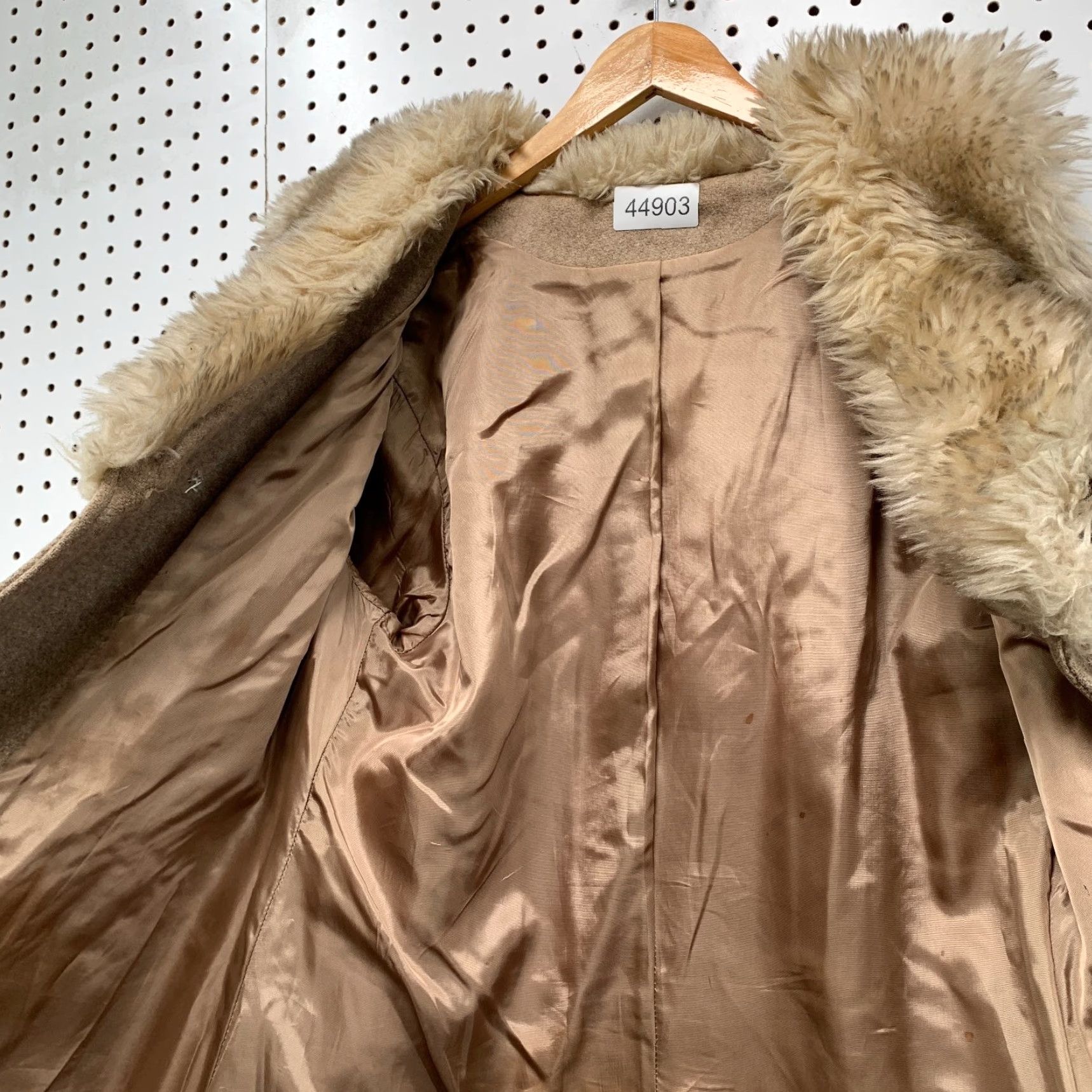Sears VINTAGE Sears Fashion Wool Coat Womens M Double Breasted Faux Fur Collar Coat Beige 70s 60s Winter Mens Womens Size M / US 6-8 / IT 42-44 - 6 Thumbnail