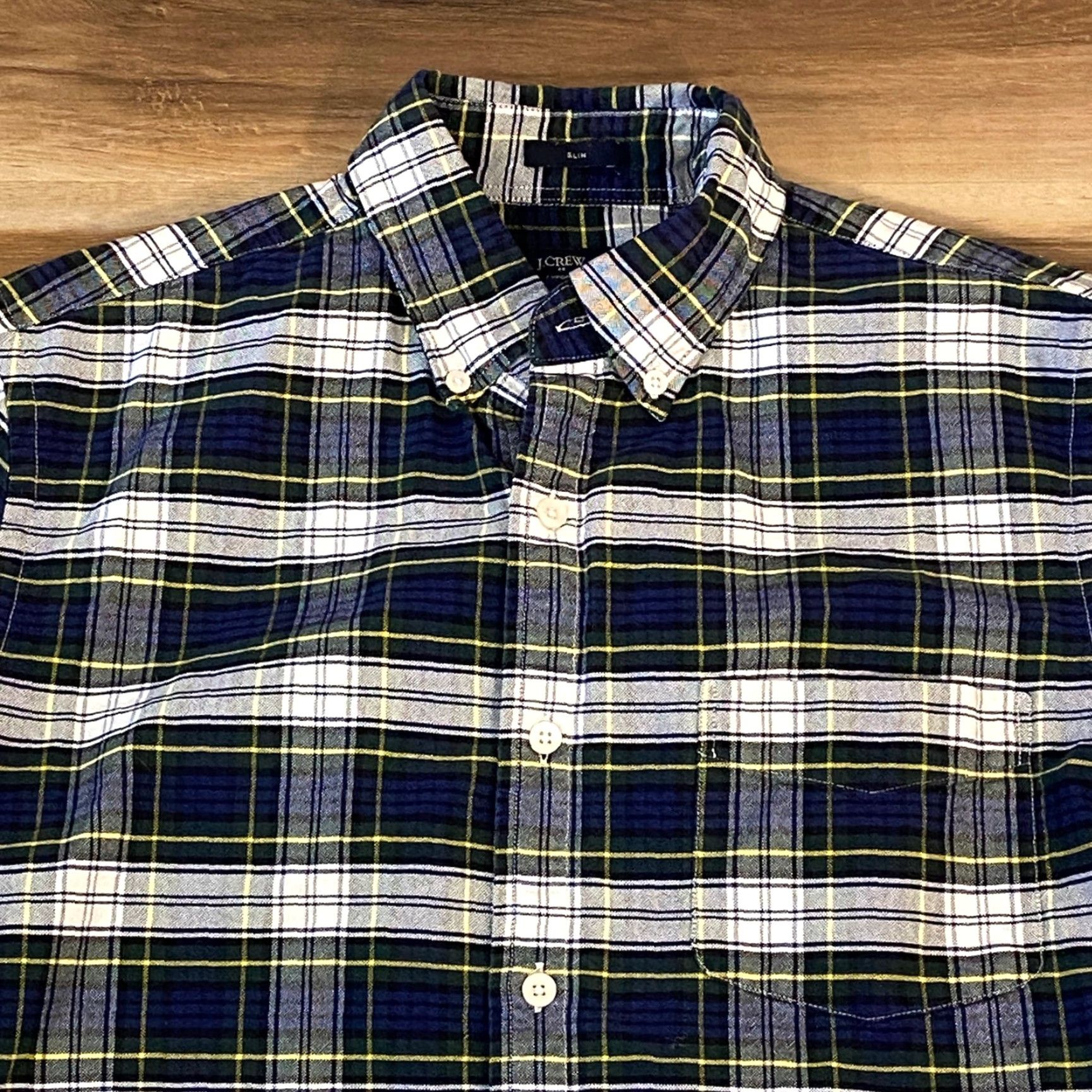 J.Crew J.Crew Slim Fit Oxford Shirt Mens Medium Plaid Button Down Navy Green Size US M / EU 48-50 / 2 - 2 Thumbnail