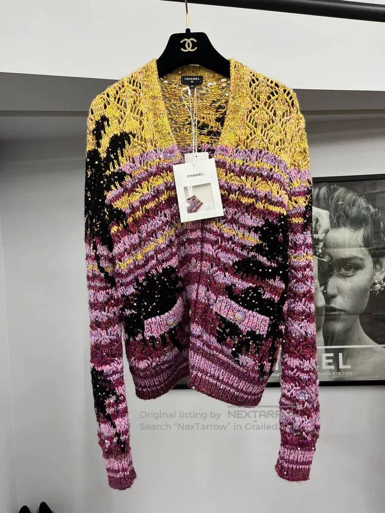 Chanel Chanel 24C Sequin Knit Cardigan. Size US M / EU 48-50 / 2 - 1 Thumbnail