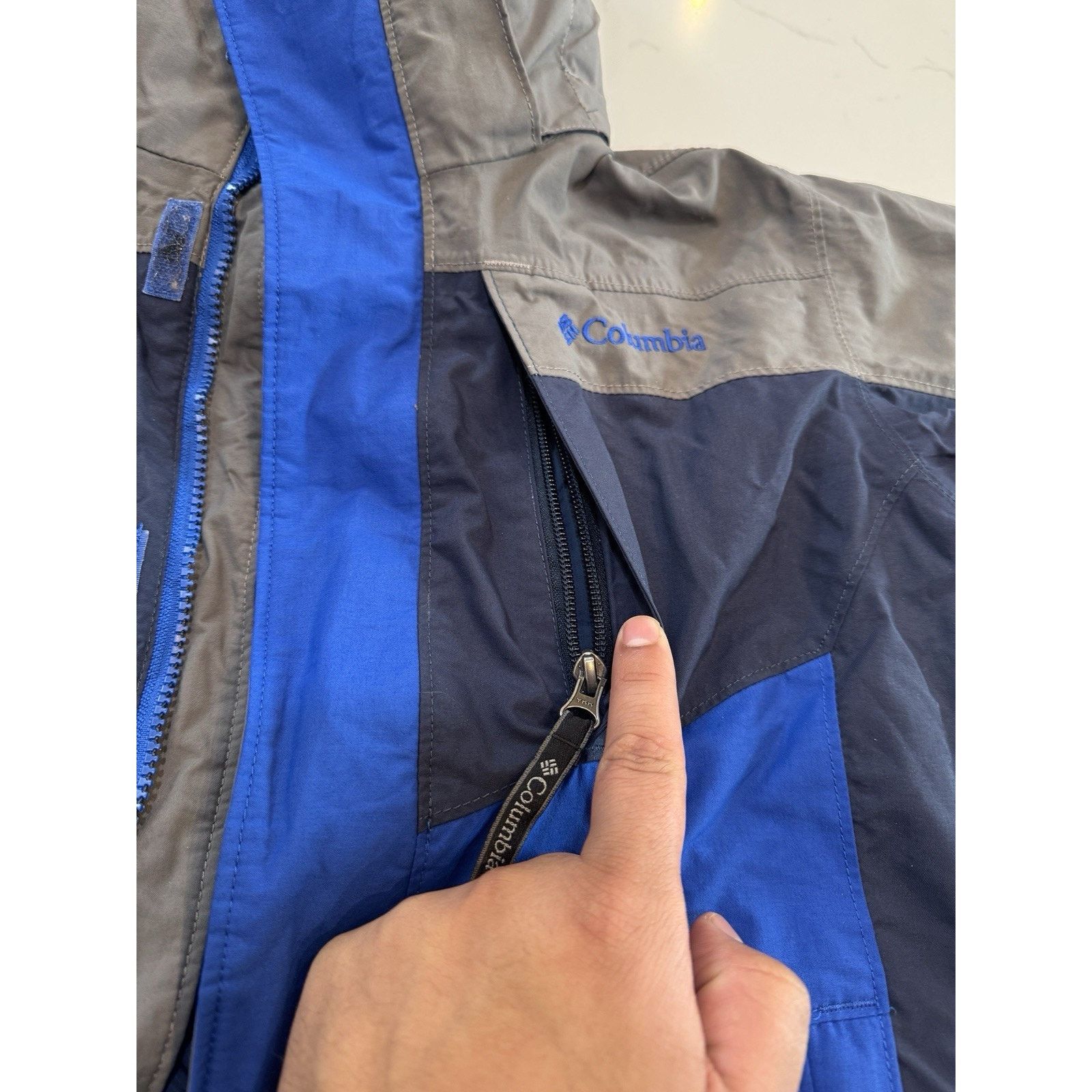 Columbia Columbia Youth M Omni-Tech Waterproof Hooded Jacket Blue Size M / US 6-8 / IT 42-44 - 8 Thumbnail