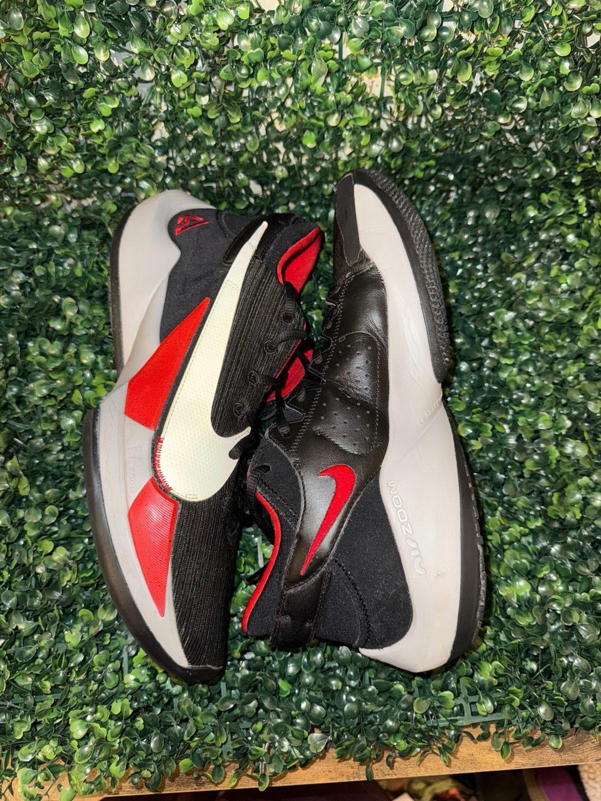 Nike Men's Nike Zoom Freak 2 Bred 2020 black red size 11.5 Size US 11.5 / EU 44-45 - 1 Thumbnail