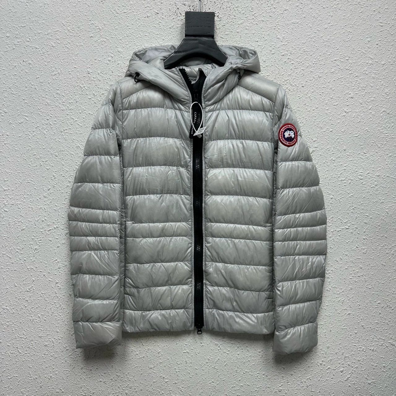 Canada Goose silver lightweight down jacket Canada Goose Size US S / EU 44-46 / 1 - 1 Thumbnail