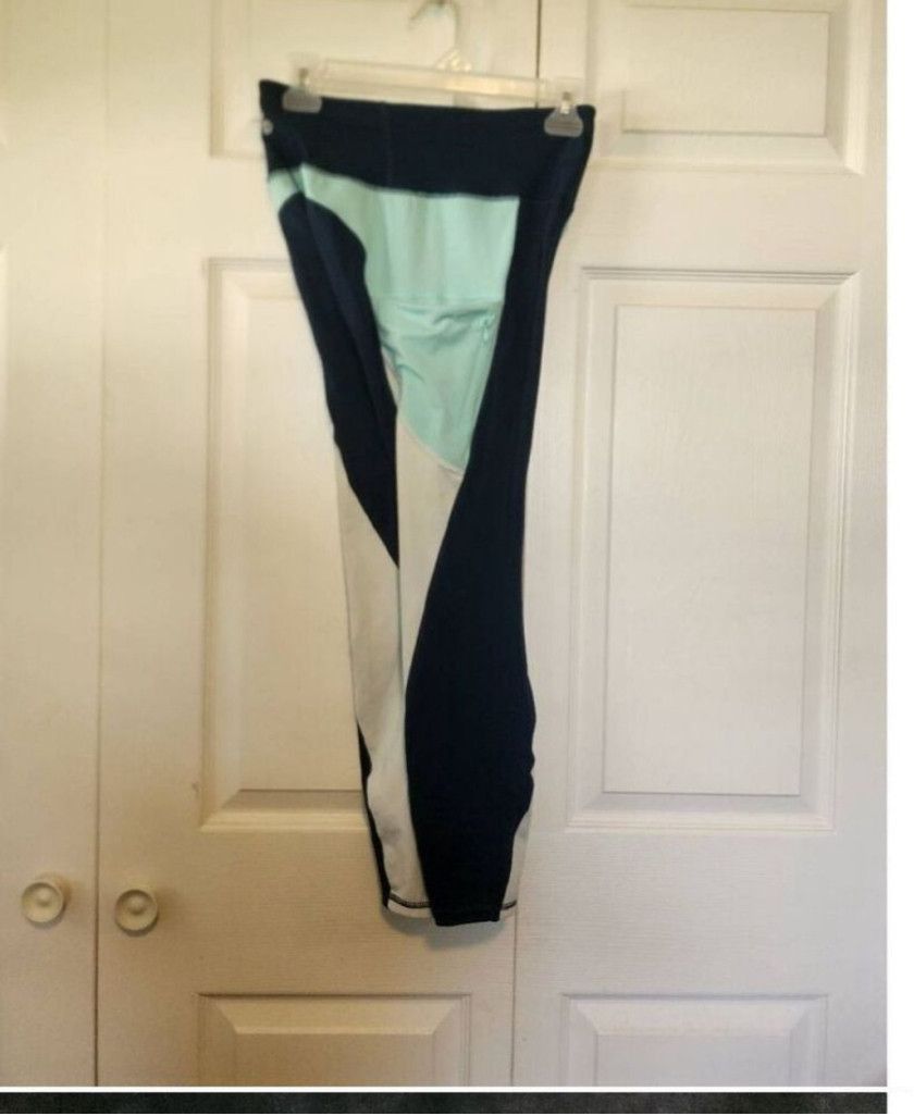 Athletic Works 2 Sets of Athletic Works Capris Size 32" / US 10 / IT 46 - 3 Thumbnail