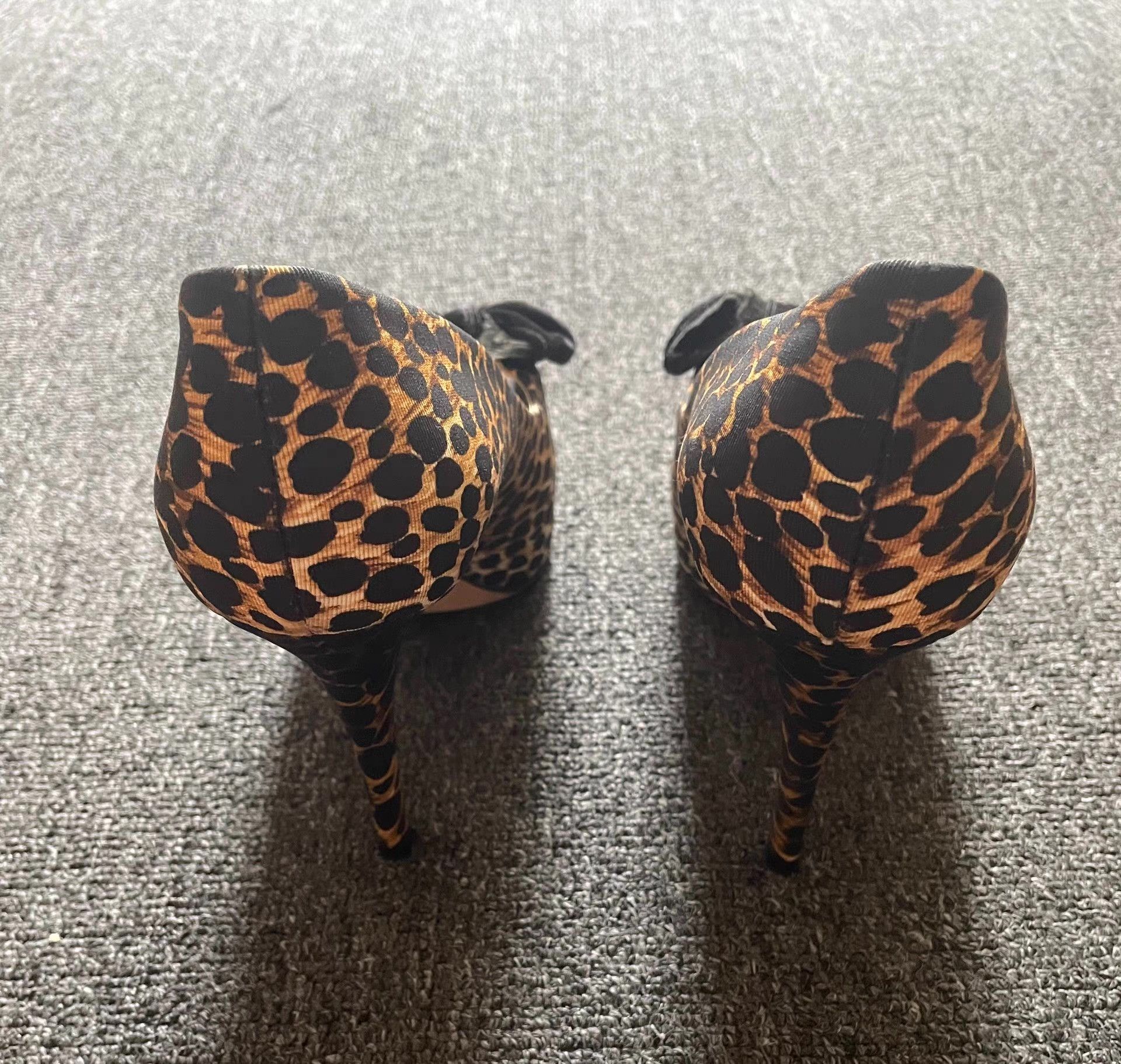 Dolce & Gabbana Dolce&Gabbana (D&G) Mainline Leopard Print High Heels Q4 Size US 8.5 / IT 38.5 - 4 Thumbnail