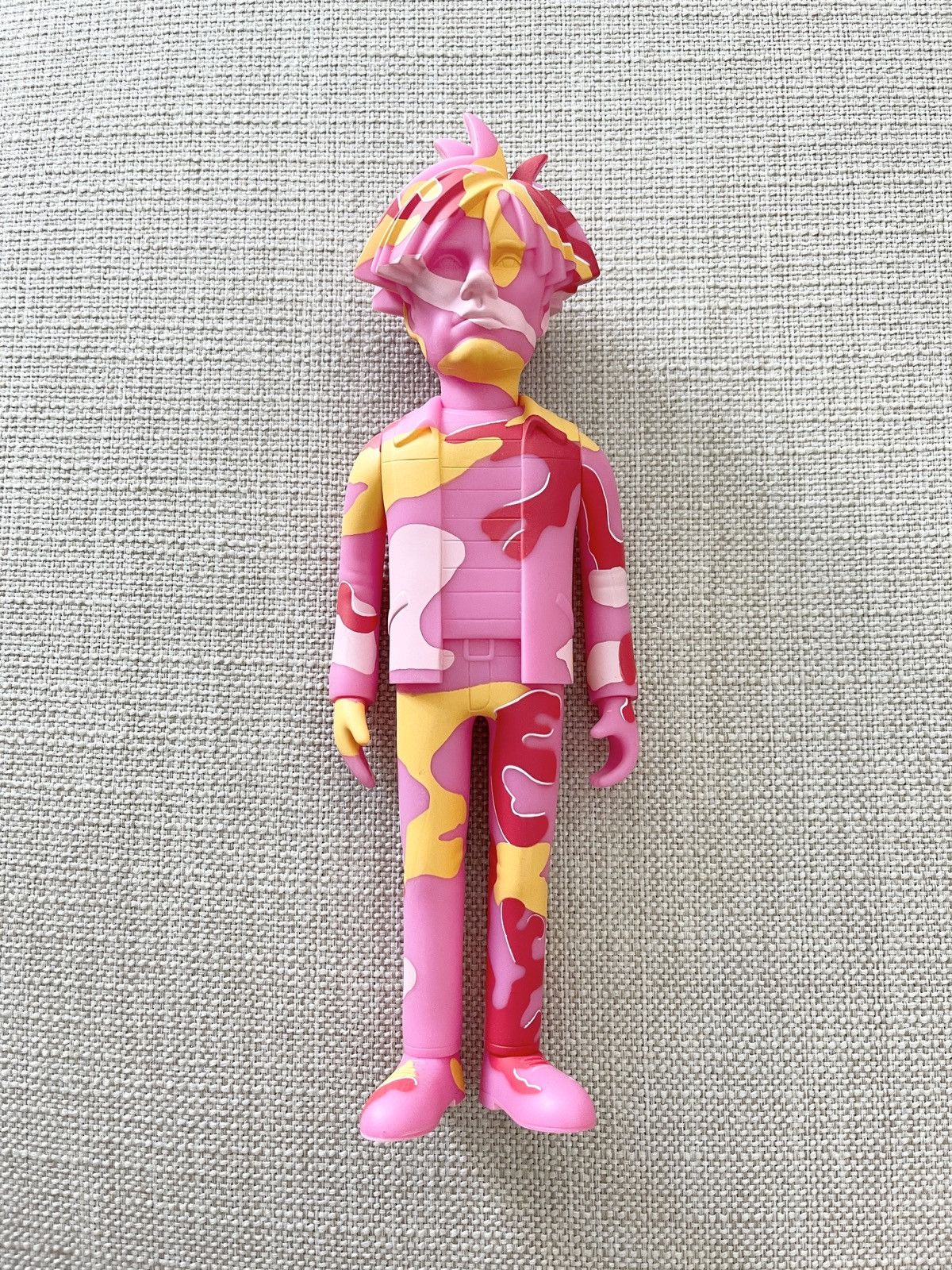 Andy Warhol 2017 Medicom Andy Warhol Pink Camo Ver. Vinyl Figure Size ONE SIZE - 1 Preview