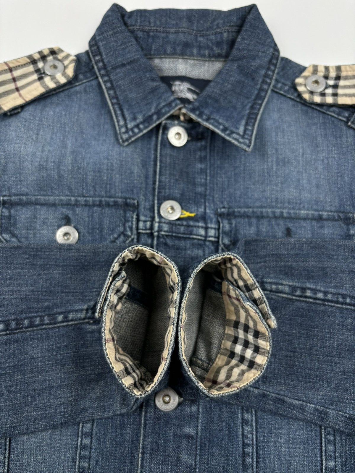 Burberry × Burberry Prorsum × Vintage BURBERRYS Nova Check Trim Denim Blue Trucker Buttons Jacket Jean Crop Bomber XS-S Size XS / US 0-2 / IT 36-38 - 22 Thumbnail
