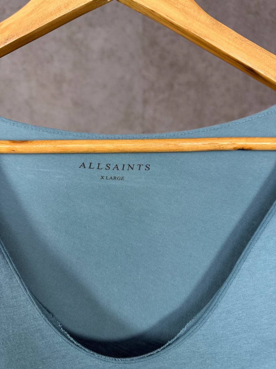 Allsaints Allsaints designer v neck logo tee Size US XL / EU 56 / 4 - 3 Thumbnail