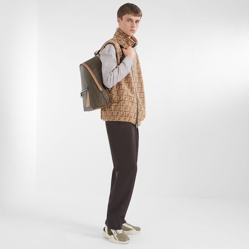 Fendi o1loc1c1225 FT0060 Vest in Brown Size US M / EU 48-50 / 2 - 3 Thumbnail
