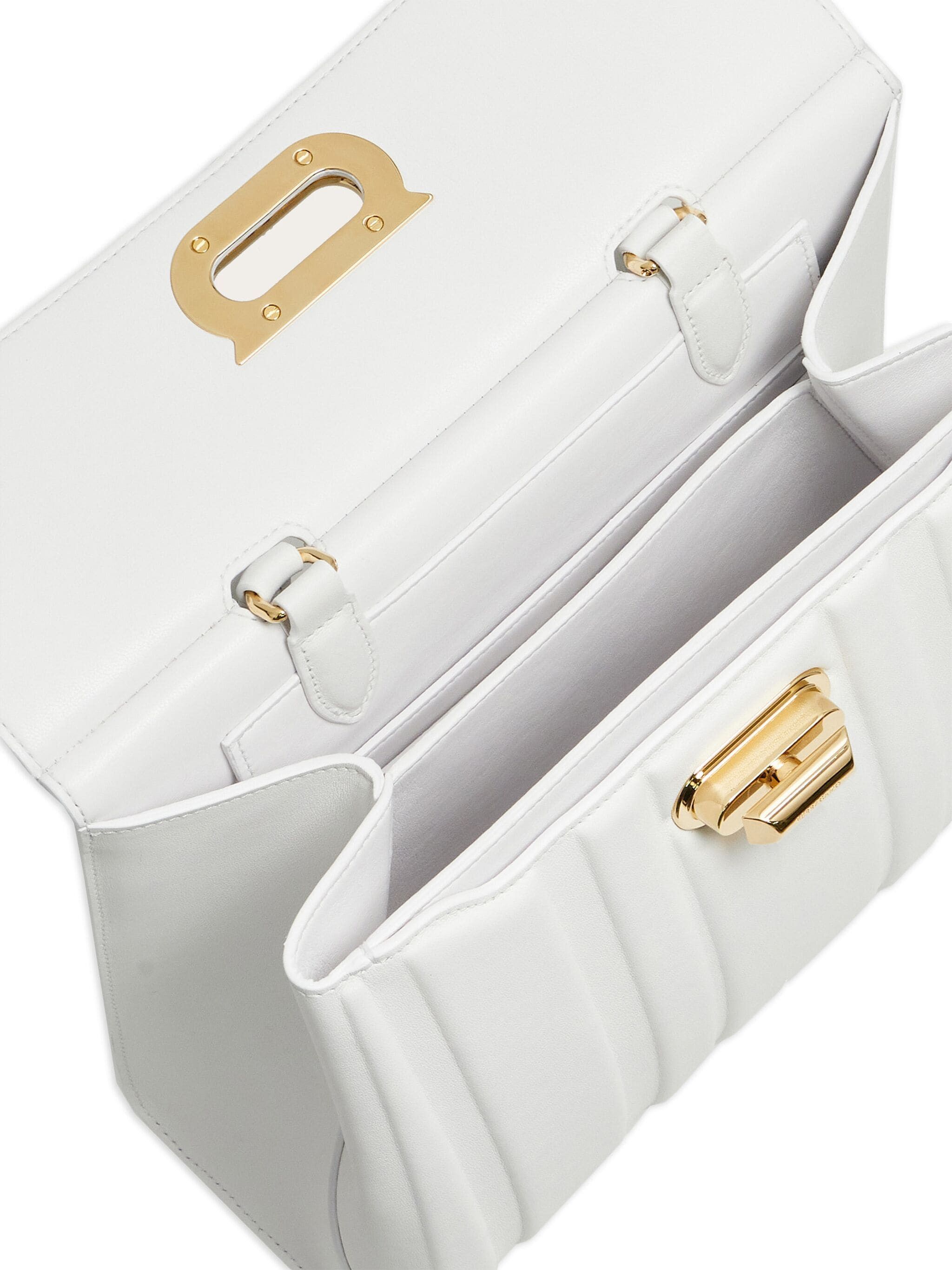 Salvatore Ferragamo o1s1rm0924 Size: OS / Embosse Shoulder Bag in Optic White Size ONE SIZE - 7 Thumbnail