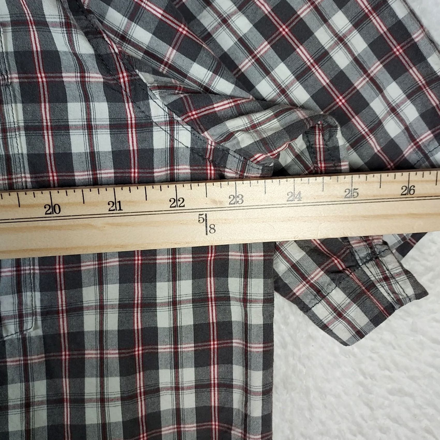Carhartt VINTAGE? No. Carhartt Relaxed Fit Plaid Shirt LT Mens Short Sleeve Button Front Pocket Size US L / EU 52-54 / 3 - 6 Thumbnail
