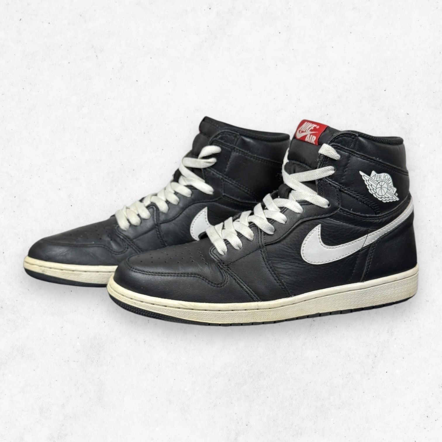 Jordan Brand Air Jordan 1 Retro High OG Yin Yang Black 2016 Sz 9.5 Size US 9.5 / EU 42-43 - 3 Thumbnail
