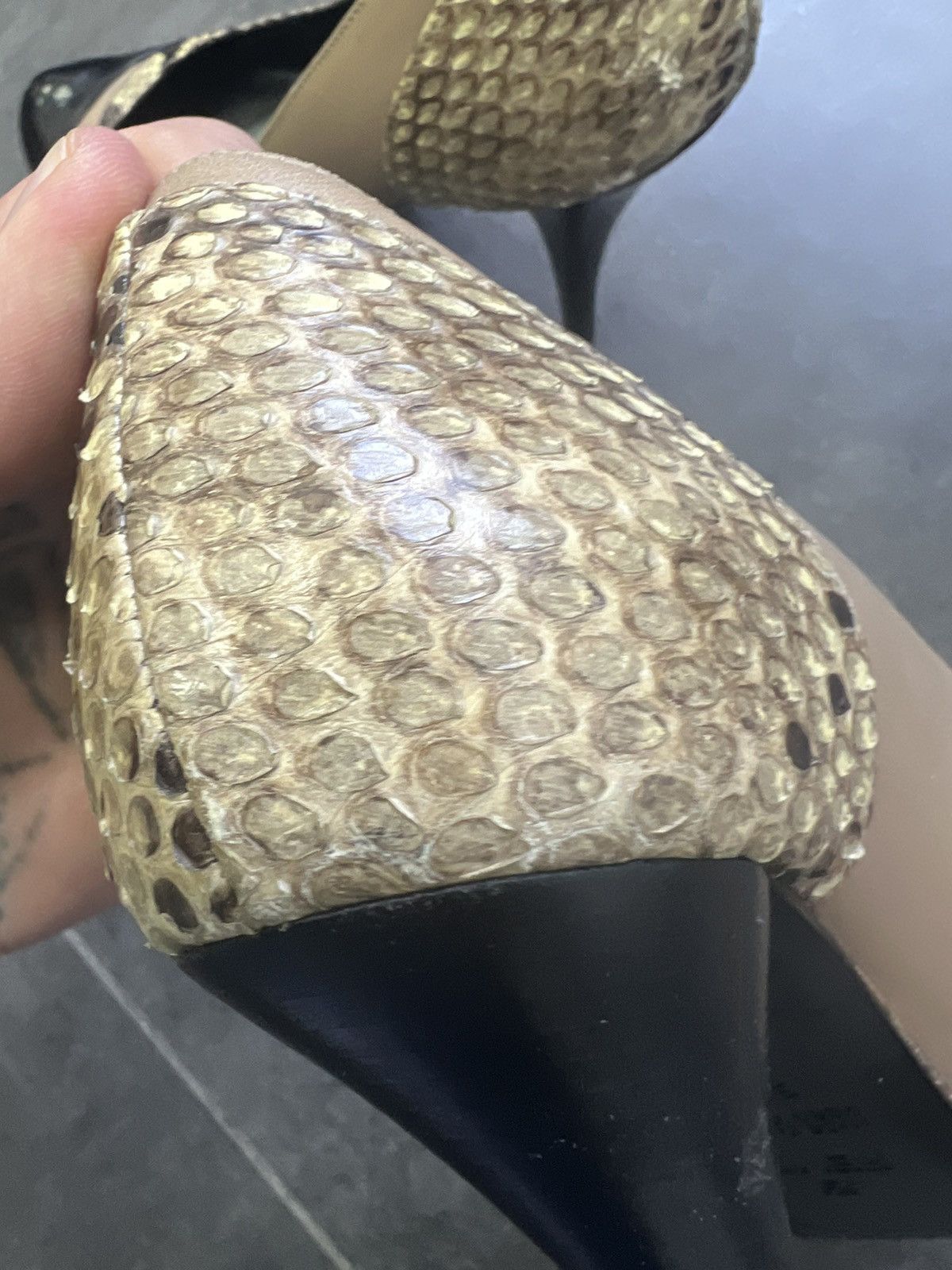 Fendi × Vintage Vintage Fendi snake skin heels Size US 7.5 / IT 37.5 - 9 Thumbnail