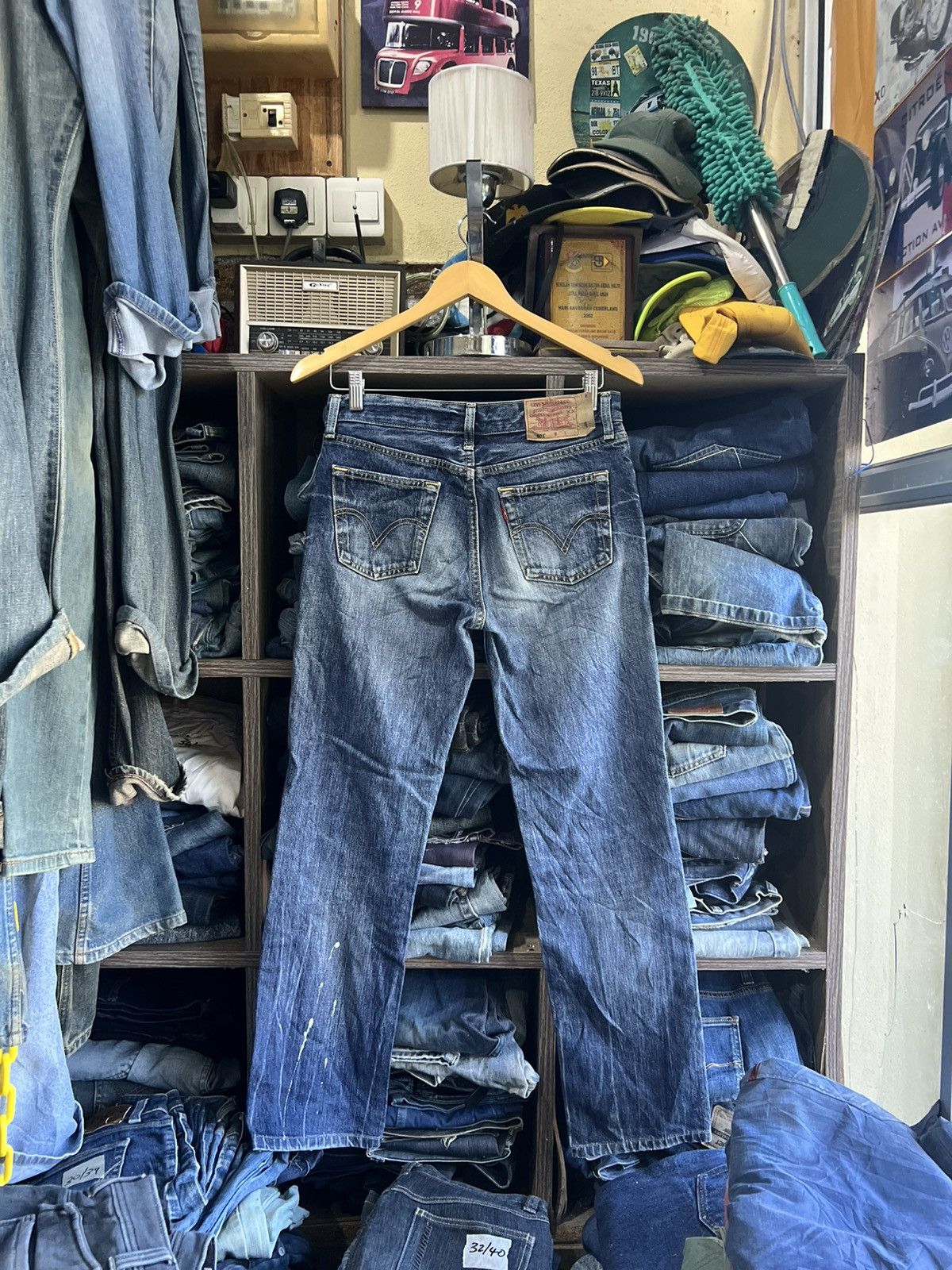 Levi's 🔥Levis 501 Button No 359 Distressed Denim Size 29" - 2 Thumbnail