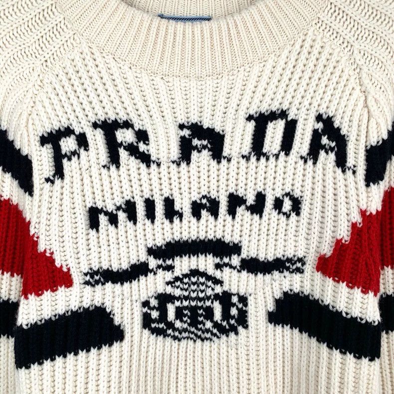 Prada Prada Logo letter inlaid round neck beige long-sleeved knit Size US M / EU 48-50 / 2 - 4 Thumbnail