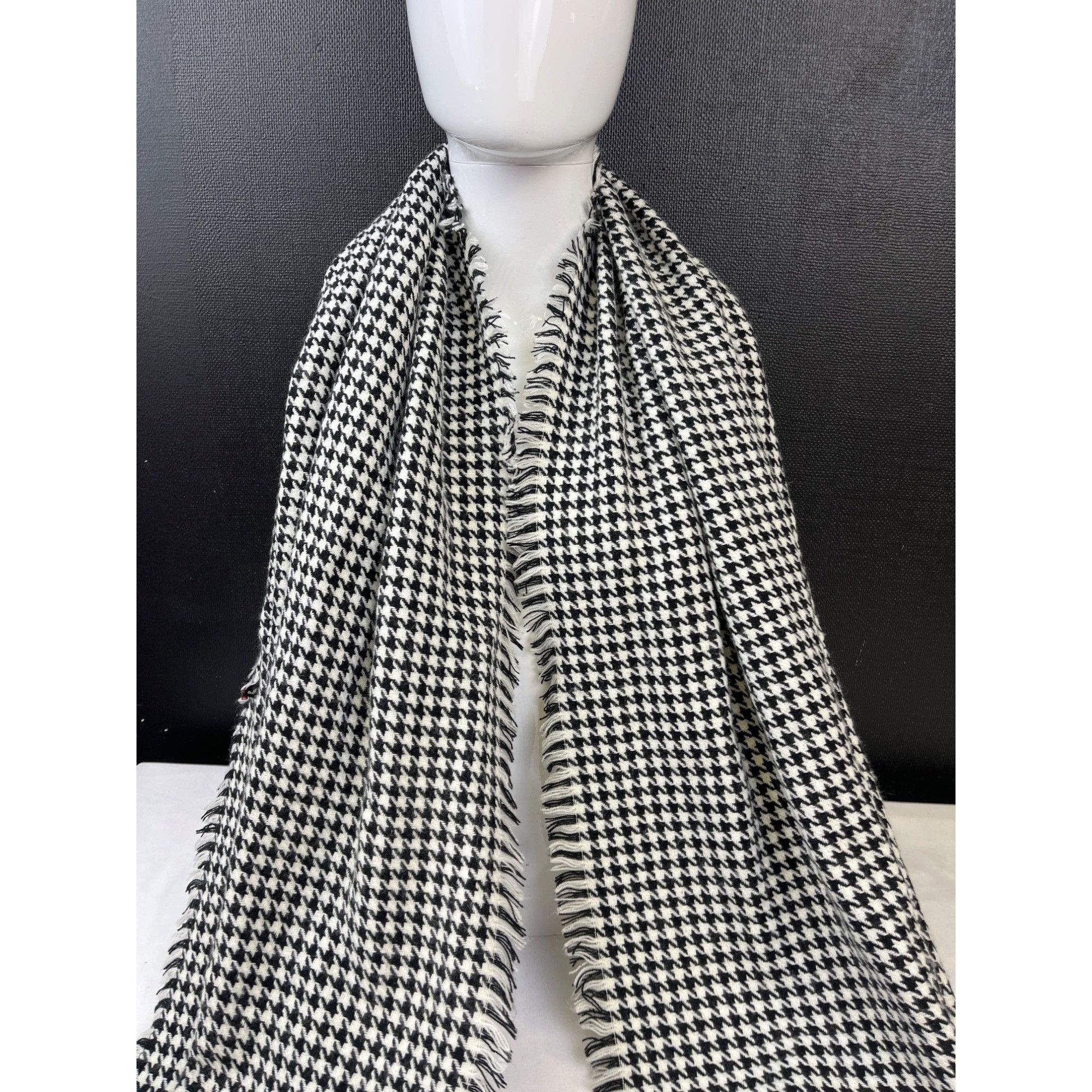Other Black and White Houndstooth Scarf 70in long SKU 7094 Size ONE SIZE - 1 Thumbnail