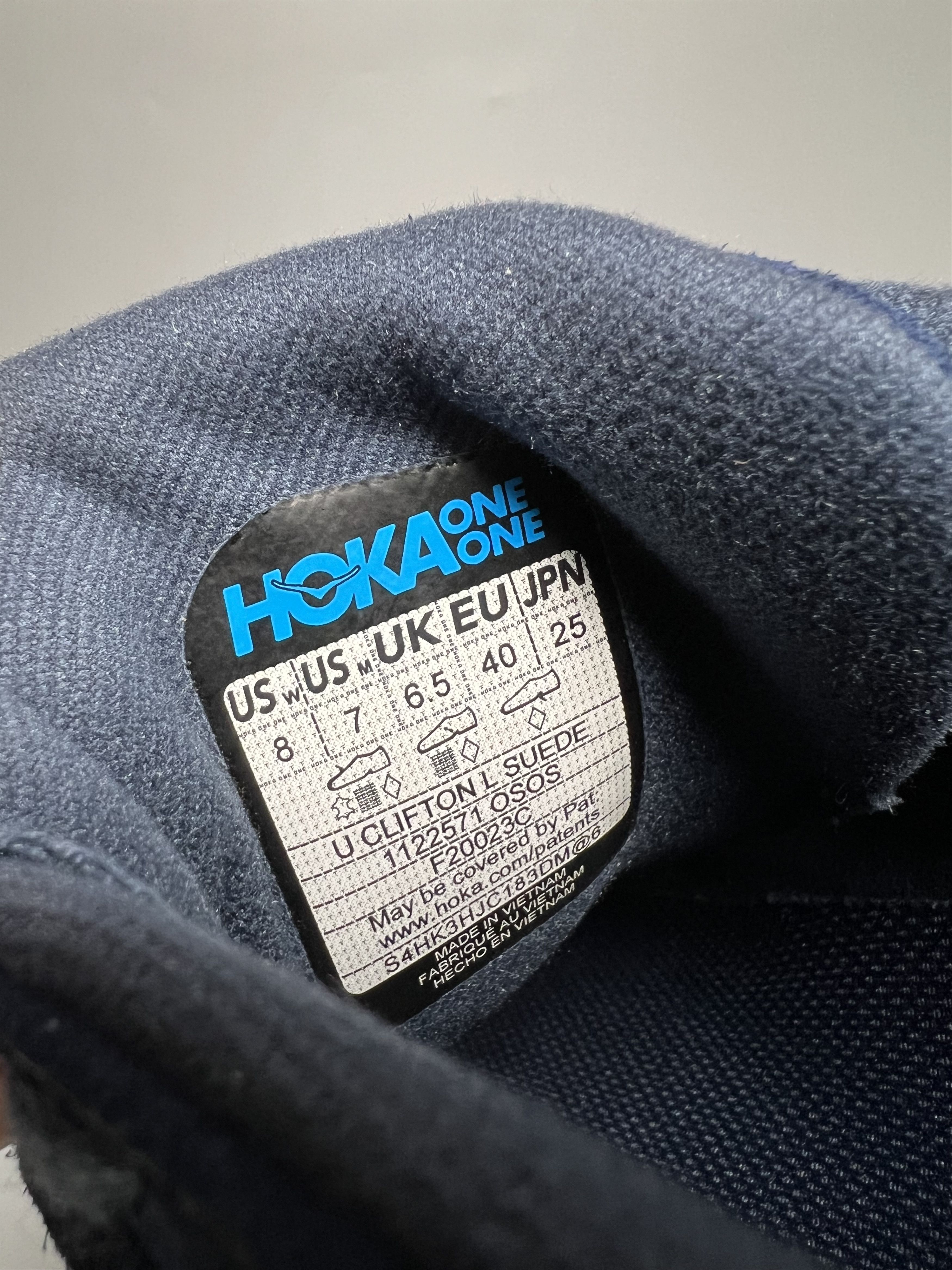 Hoka Hoka One One U Clifton L Suede Men's Running Shoes Size US 7 / EU 40 - 11 Thumbnail