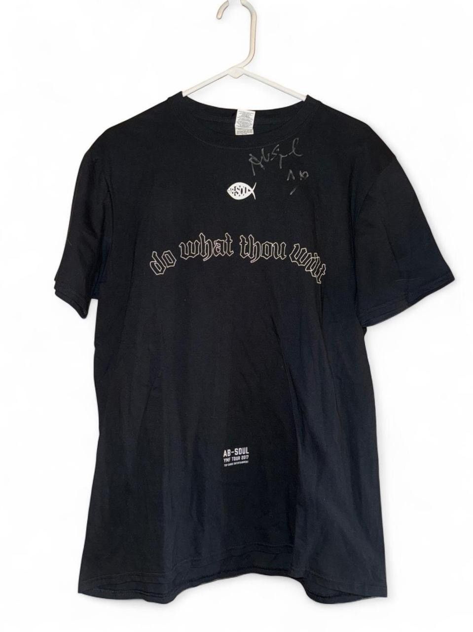 Gildan AUTOGRAPHED Ab-Soul 2017 YMF Tour ‘Do What Thou Wilt’ Size US L / EU 52-54 / 3 - 1 Thumbnail
