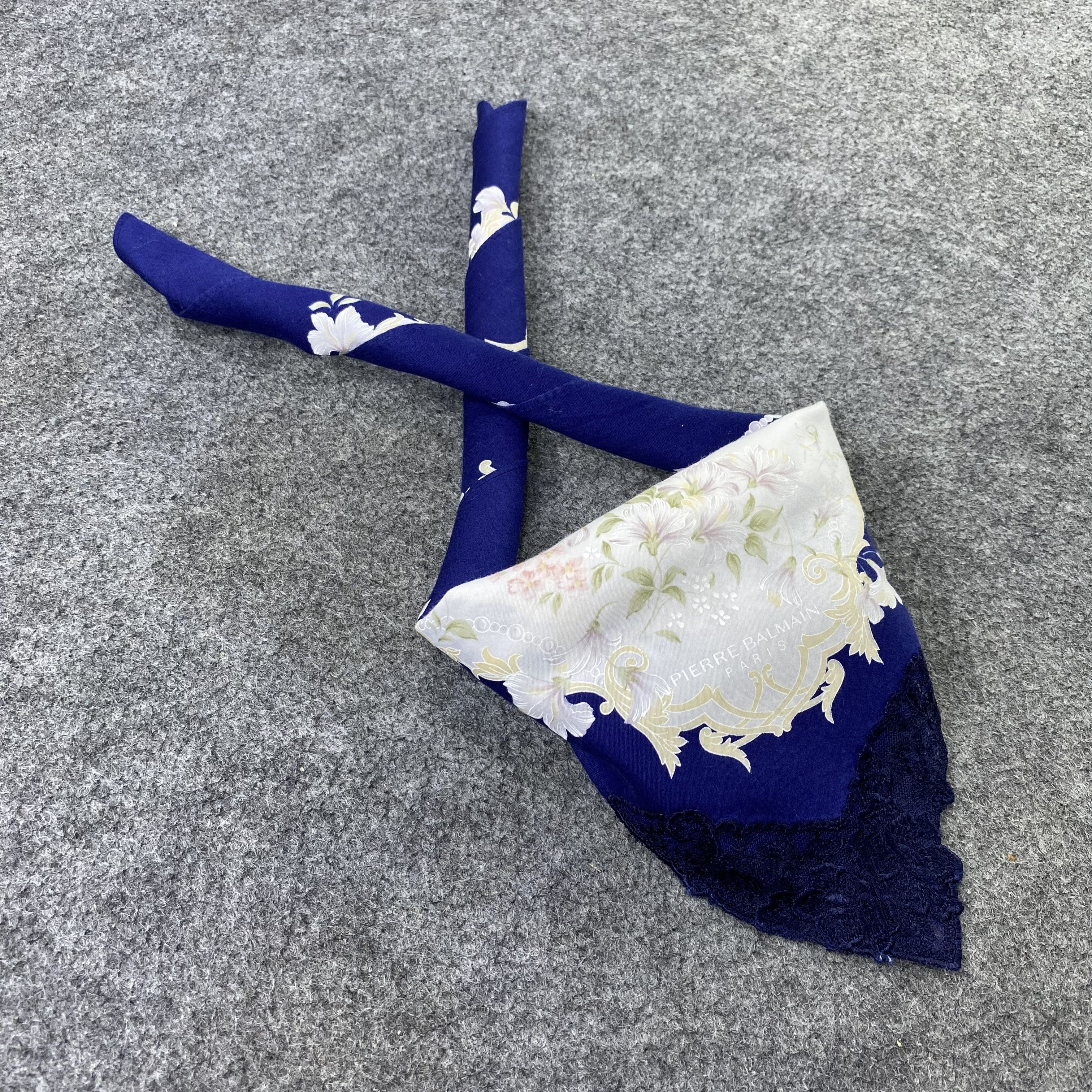 Pierre Balmain Pierre Balmain Handkerchief / Bandana / Neckerchief-B1528 Size ONE SIZE - 1 Thumbnail