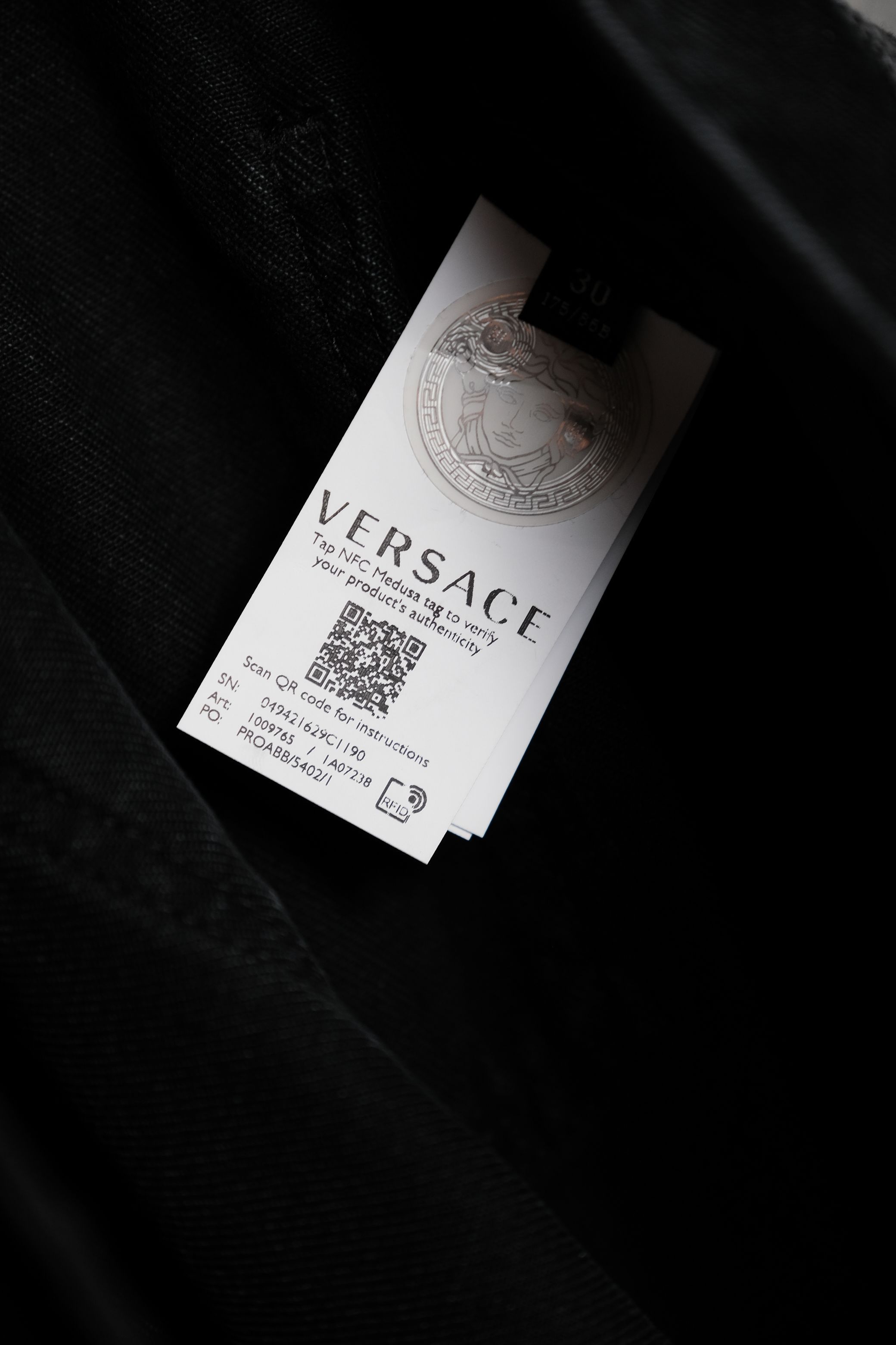 Versace VERSACE Medusa Belted Black Denim Jeans Size 30" / US 8 / IT 44 - 8 Thumbnail