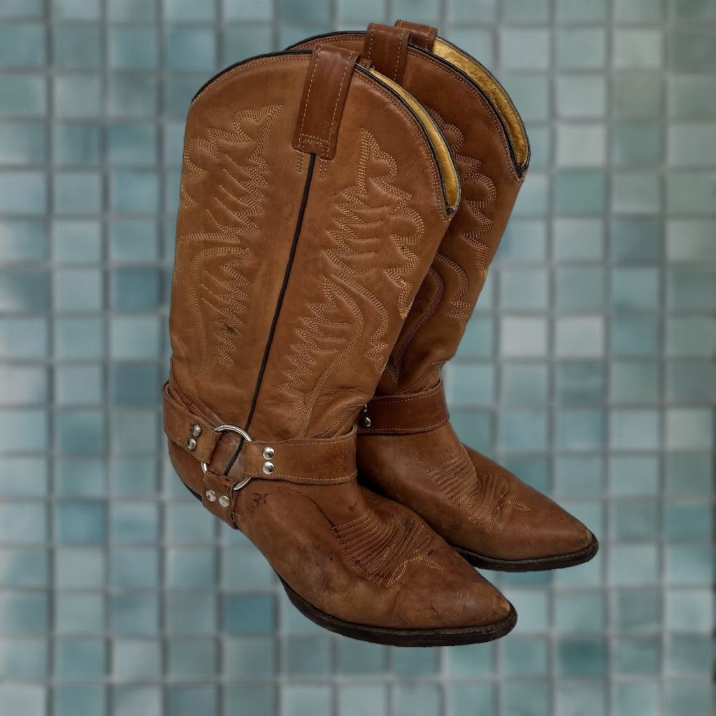 Vintage VINTAGE Soto Western Cowgirl Boots Women 7.5 Brown Leather Pointed Toe Low Heel Embroidered Western Style Size US 7.5 / IT 37.5 - 1 Thumbnail