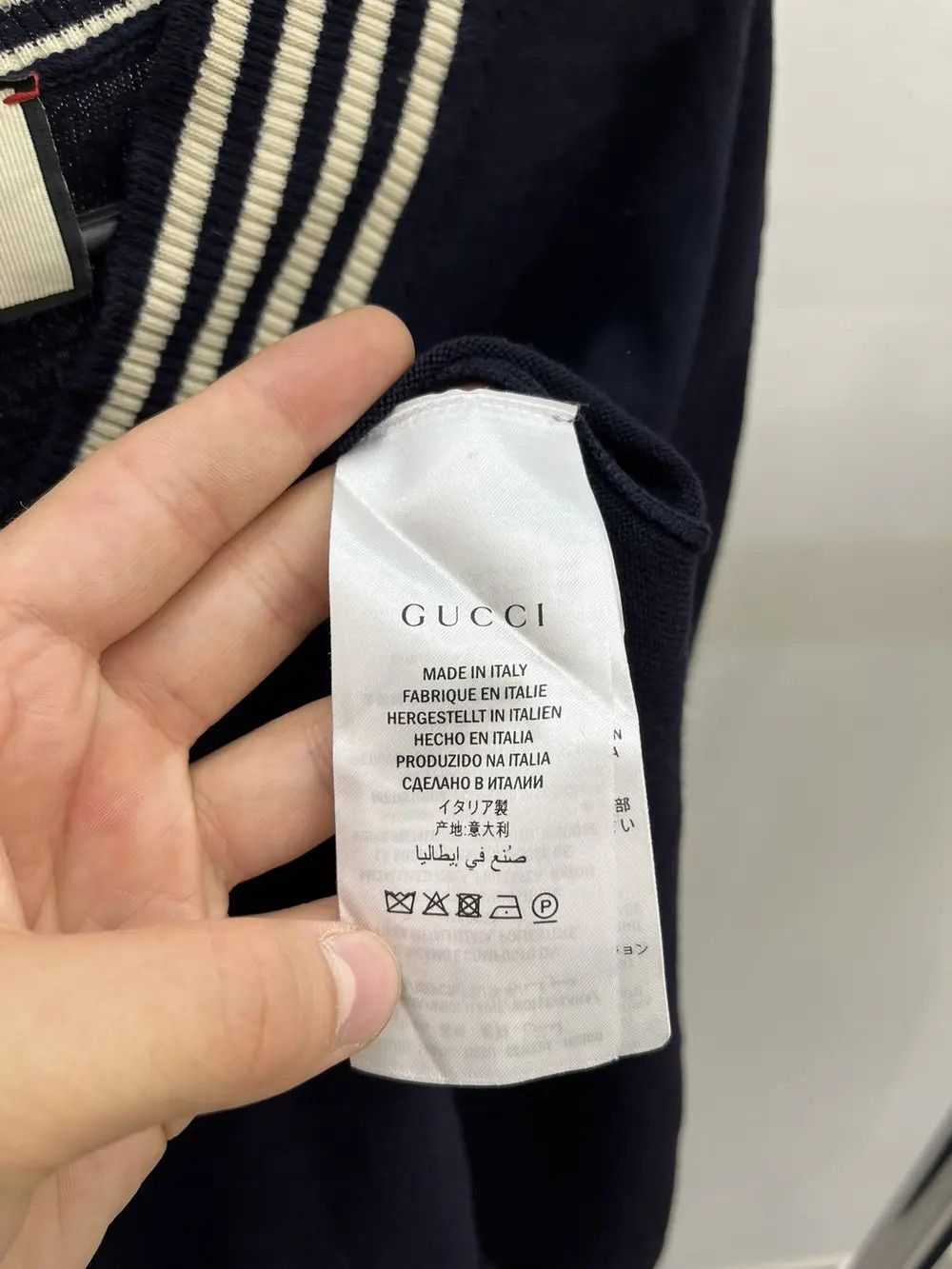 Gucci Gucci Bee Embroidery V-Neck Wool Sweater Size US L / EU 52-54 / 3 - 4 Thumbnail