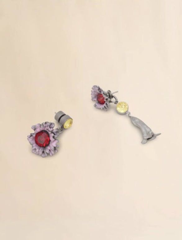 Maison Margiela o1w1db10326 Size: OS/Flower Pop Dangle Earrings in Silver Size ONE SIZE - 2 Thumbnail