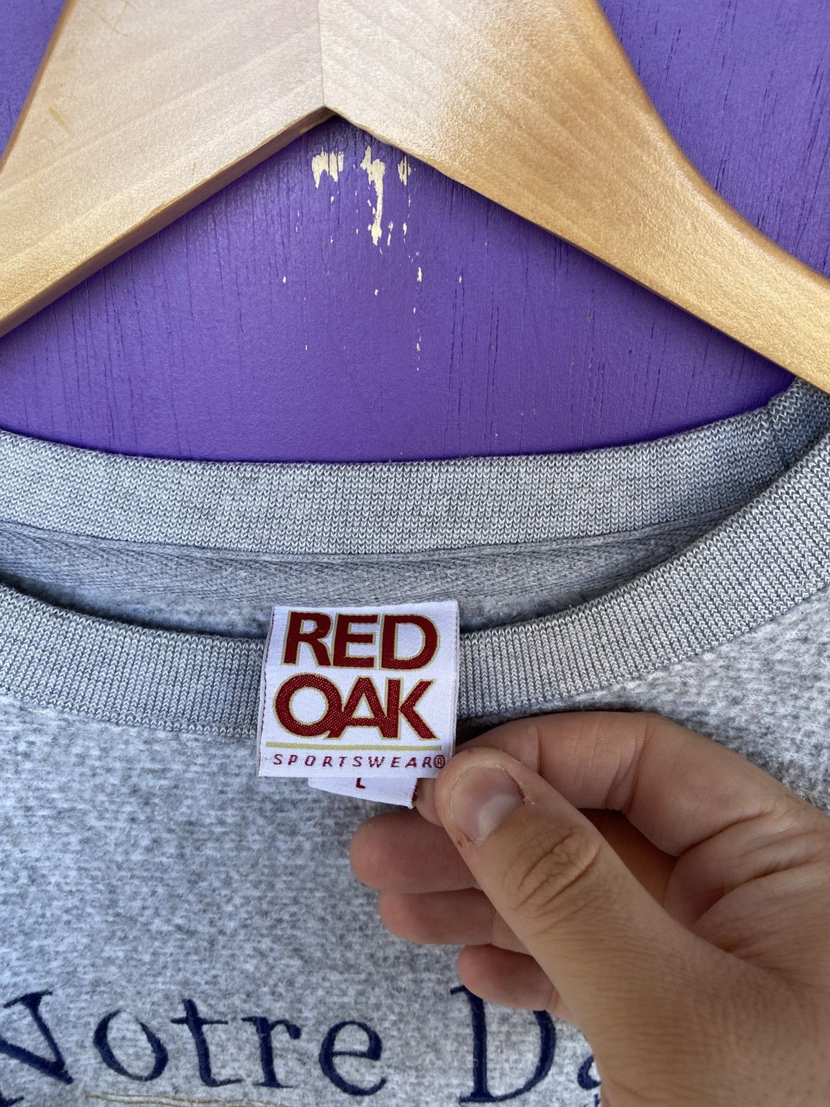 Other Vintage 00s Red oak Notre dame embroidered crewneck Size US L / EU 52-54 / 3 - 4 Thumbnail