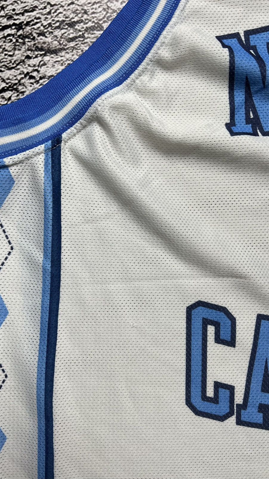 Nike VTG 90’s North Carolina Tar Heels NCAA Jersey & shorts nike Size US XL / EU 56 / 4 - 4 Thumbnail