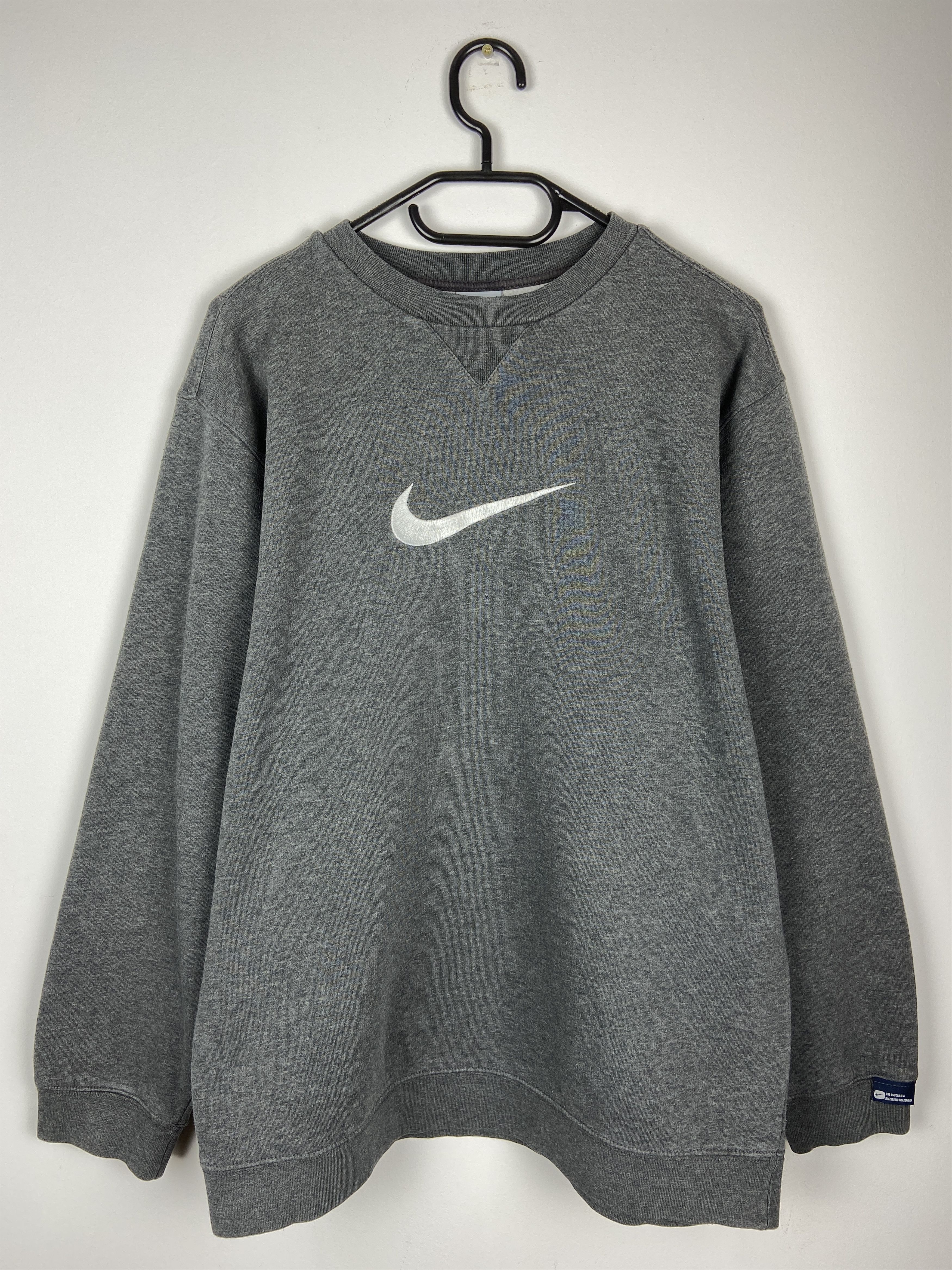 Nike 90s Vintage Nike Big Center Swoosh Logo Sweatshirt Crewneck Size US M / EU 48-50 / 2 - 1 Thumbnail